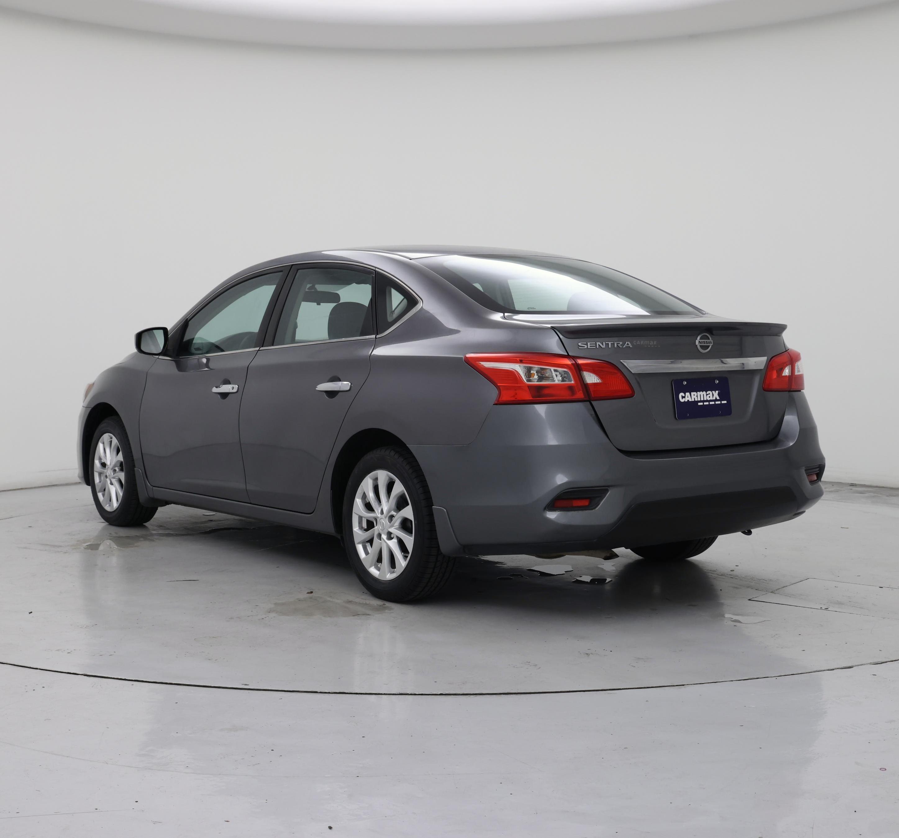 Thumbnail: 2017 Nissan Sentra - 2