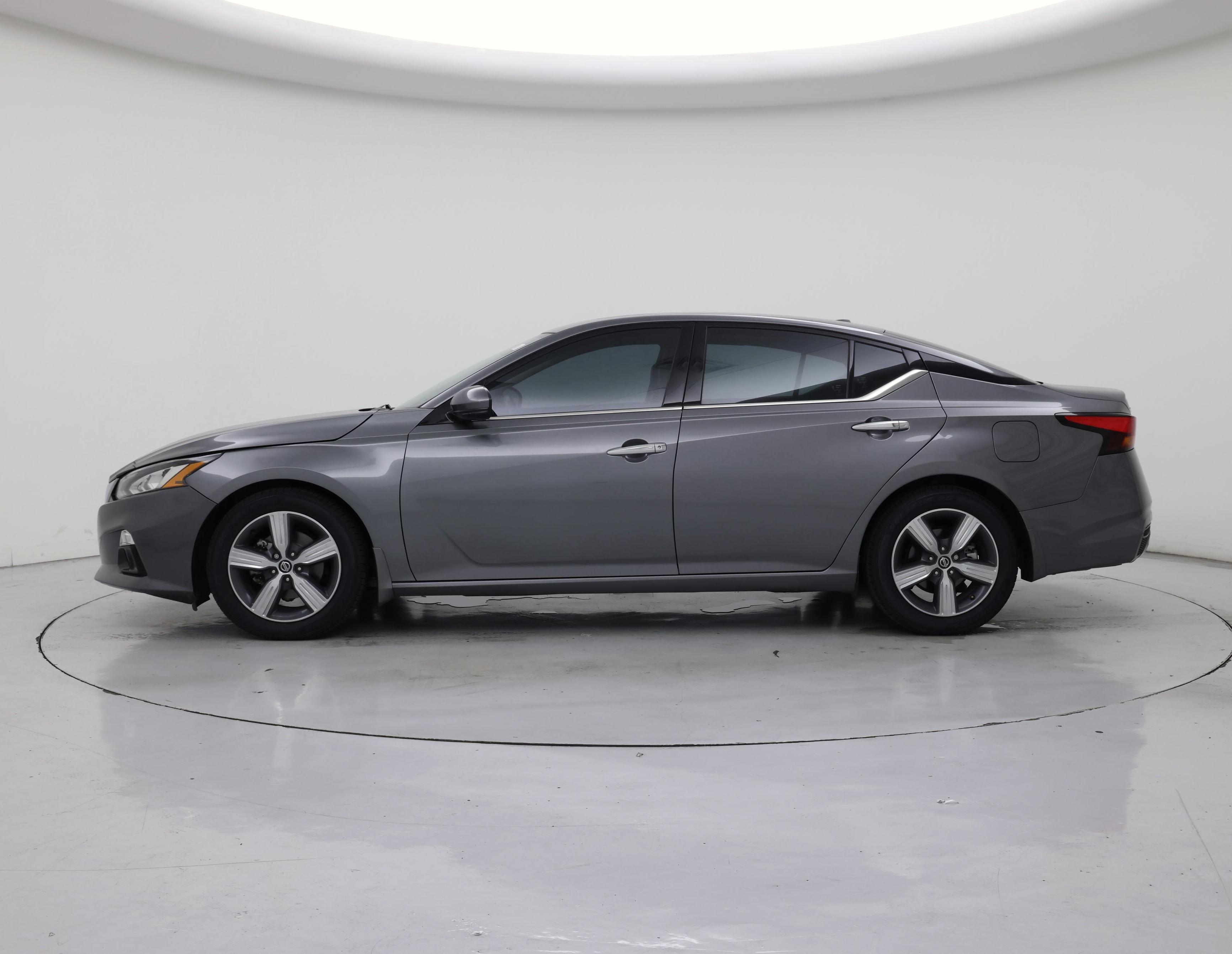 Thumbnail: 2022 Nissan Altima - 3