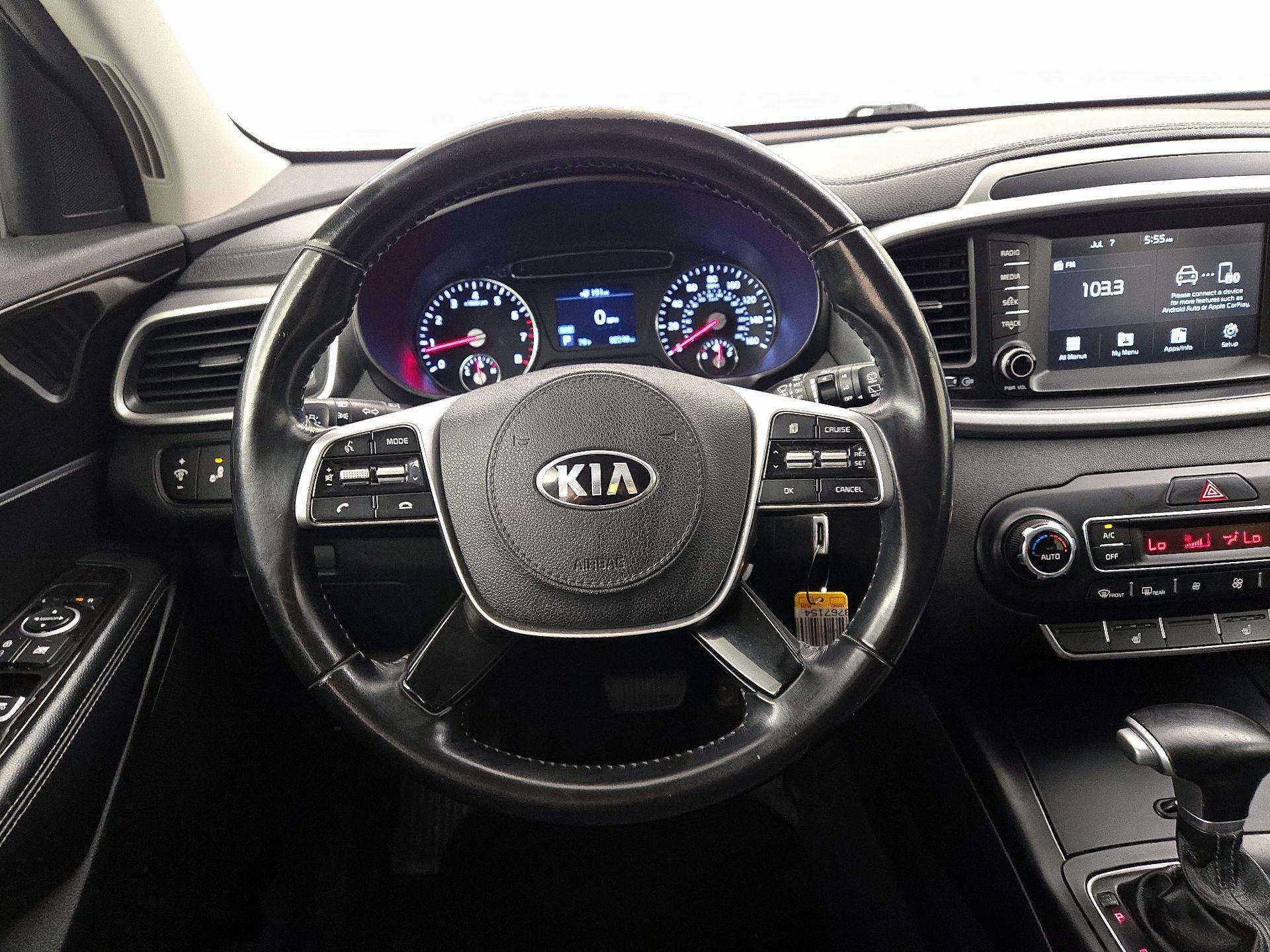 Thumbnail: 2020 Kia Sorento - 10