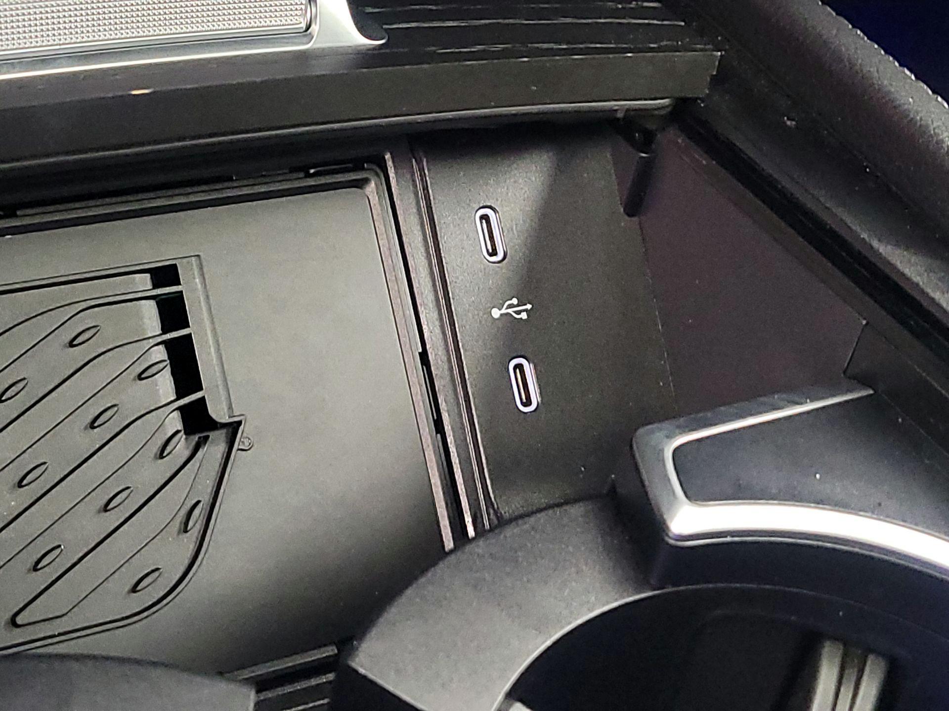 Thumbnail: 2025 Mercedes-Benz GLE - 19