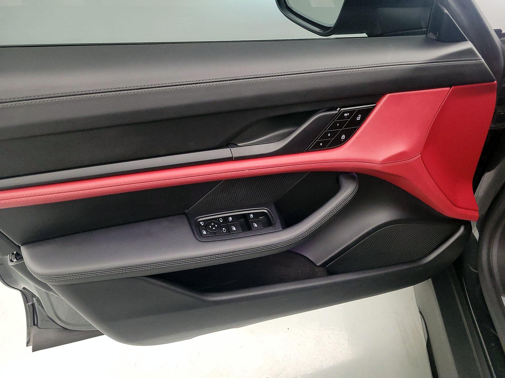 Thumbnail: 2024 Porsche Taycan - 12