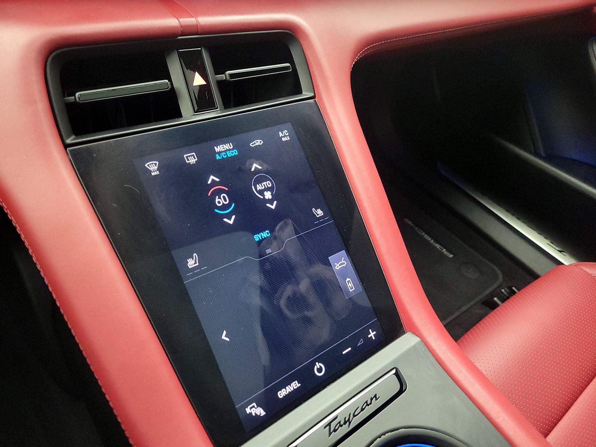 Thumbnail: 2024 Porsche Taycan - 17