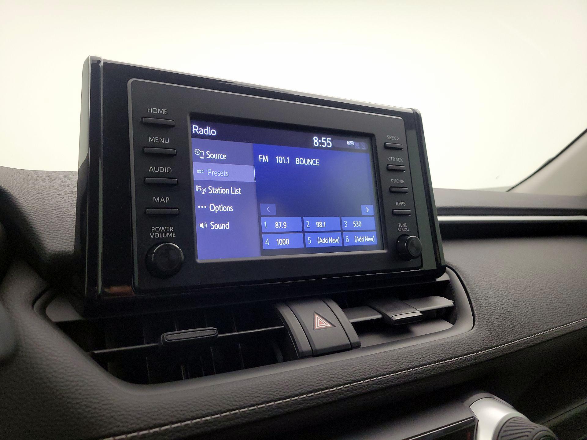 Thumbnail: 2019 Toyota RAV4 - 15