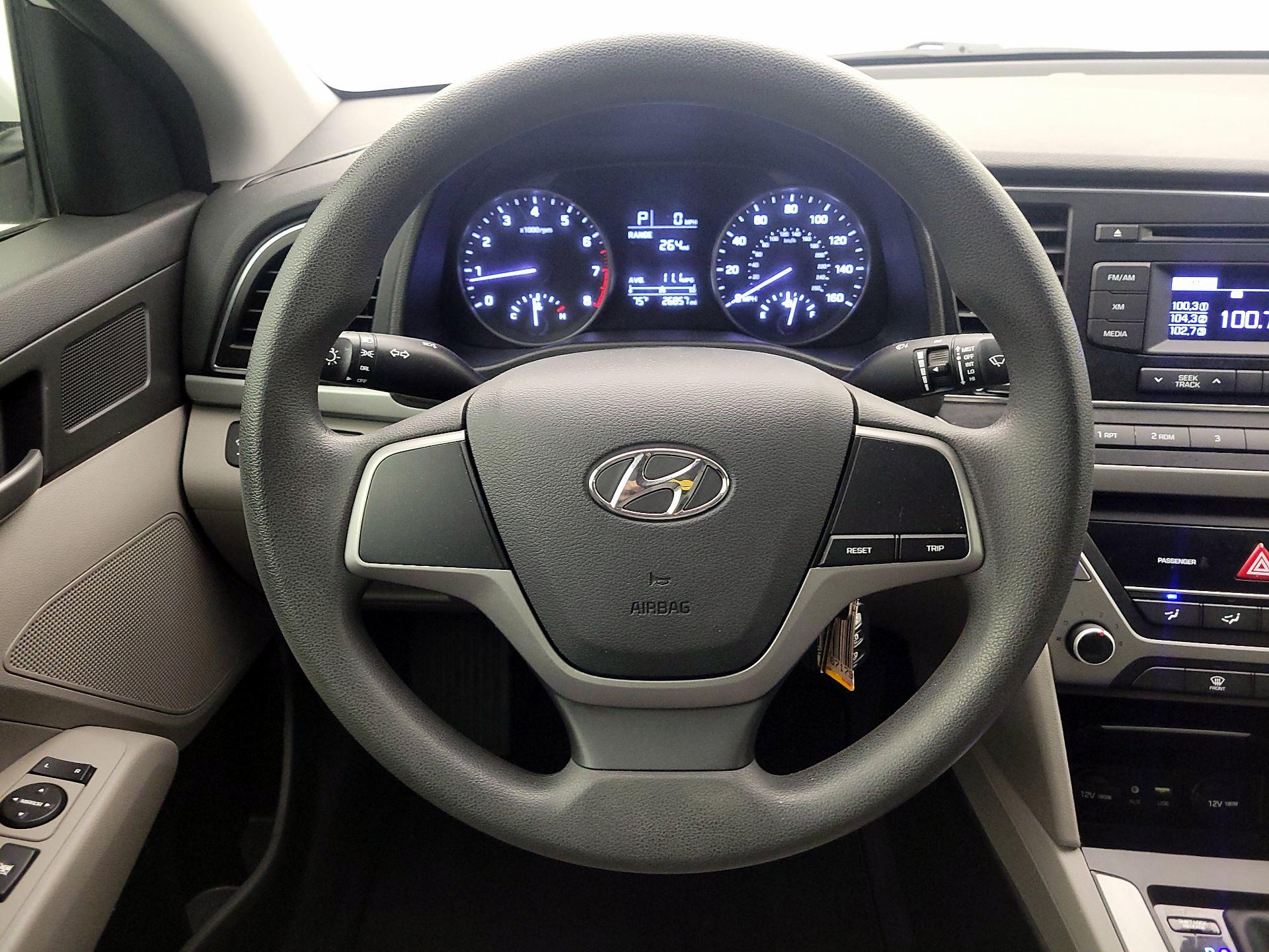 Thumbnail: 2017 Hyundai Elantra - 10