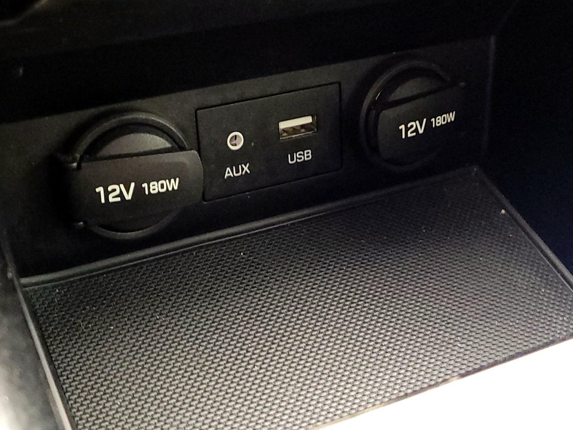 Thumbnail: 2017 Hyundai Elantra - 17