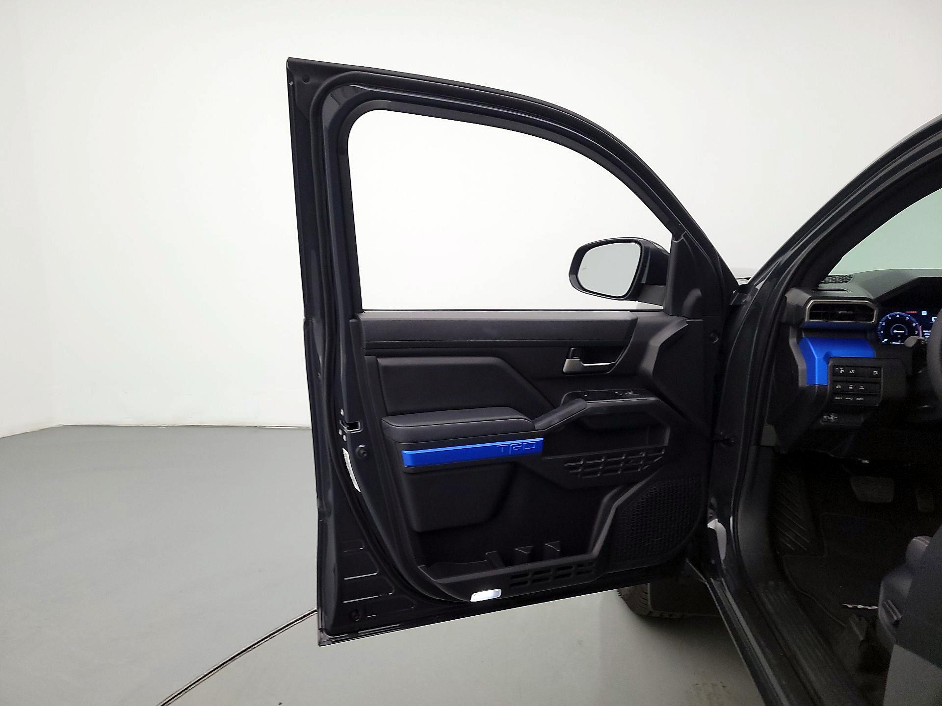 Thumbnail: 2025 Toyota Tacoma - 12