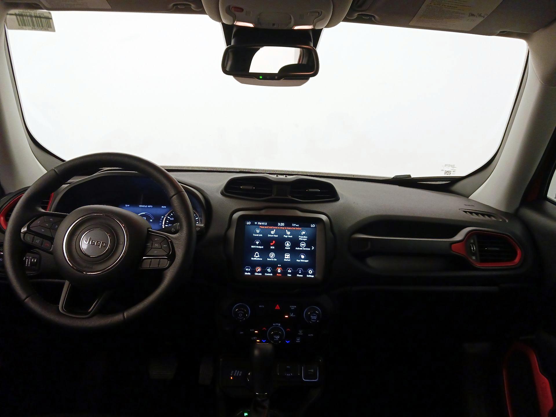 Thumbnail: 2022 Jeep Renegade - 9