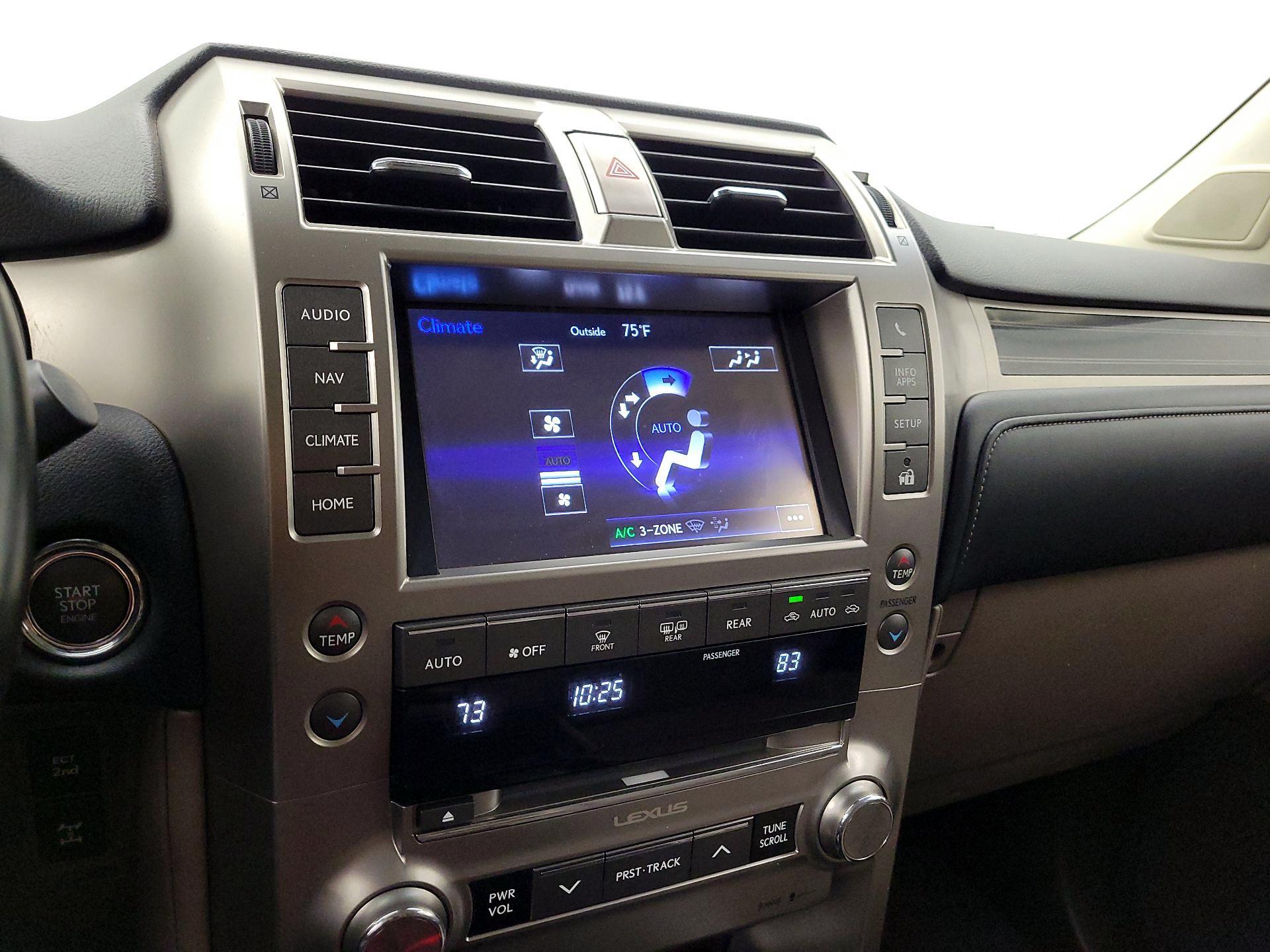 Thumbnail: 2021 Lexus GX - 17