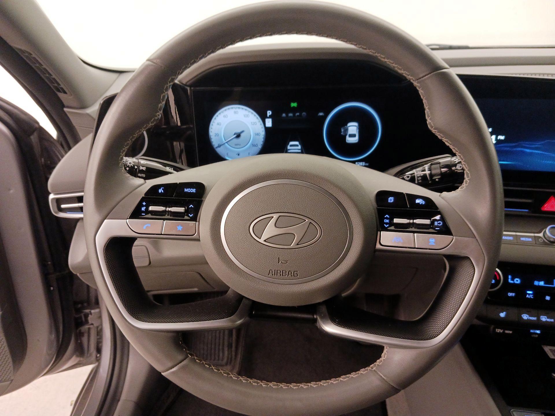 Thumbnail: 2025 Hyundai Elantra - 10