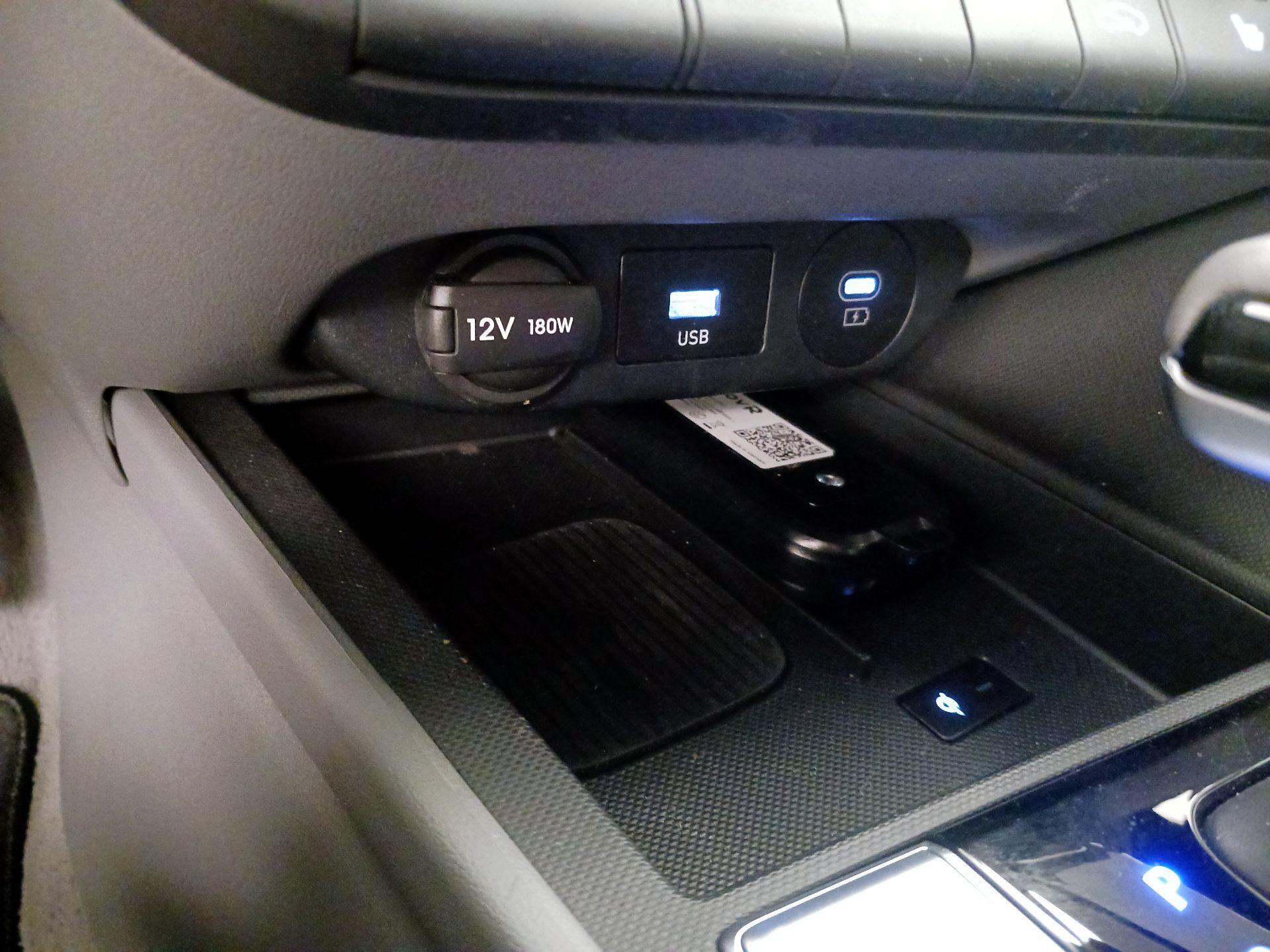 Thumbnail: 2025 Hyundai Elantra - 19