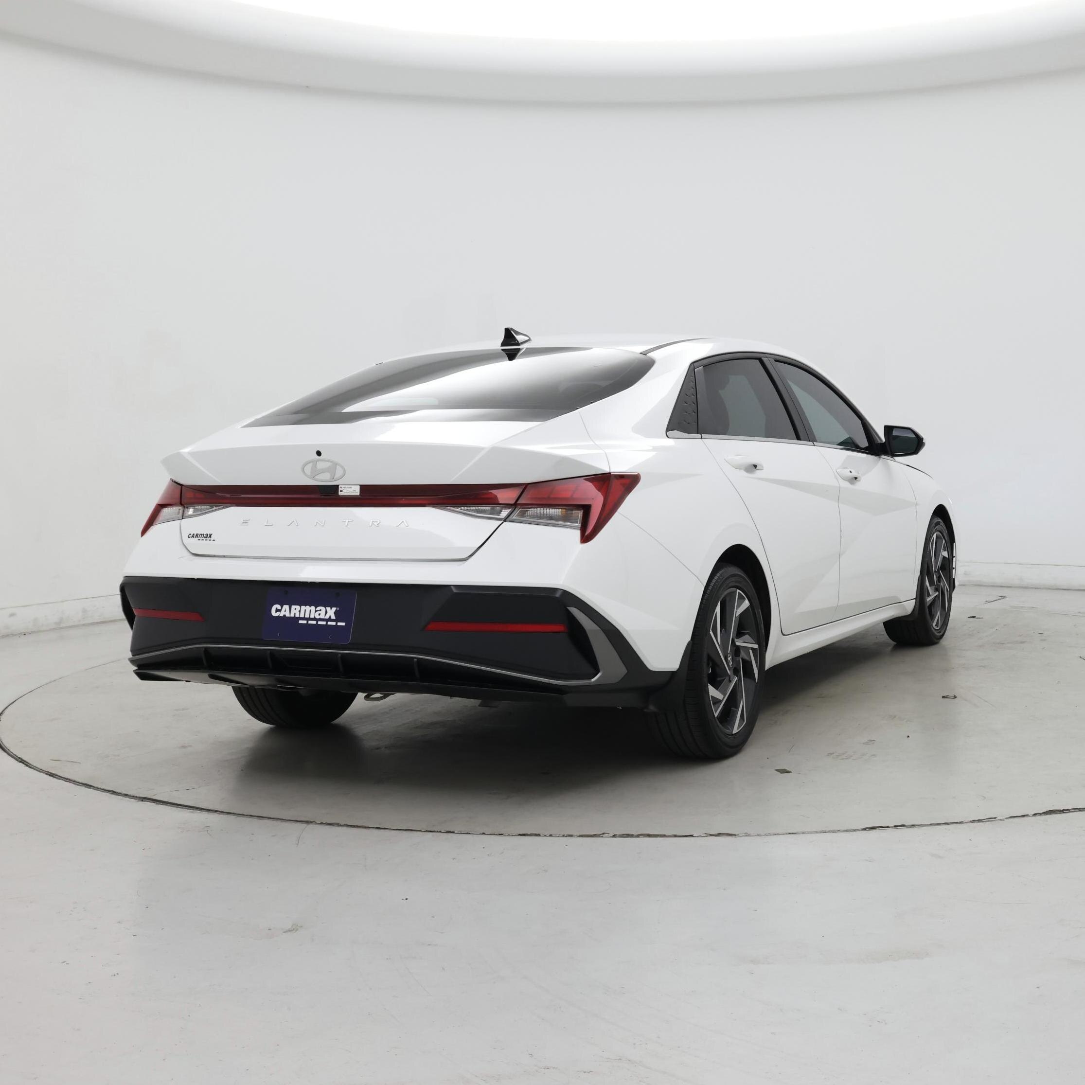 Thumbnail: 2025 Hyundai Elantra - 8