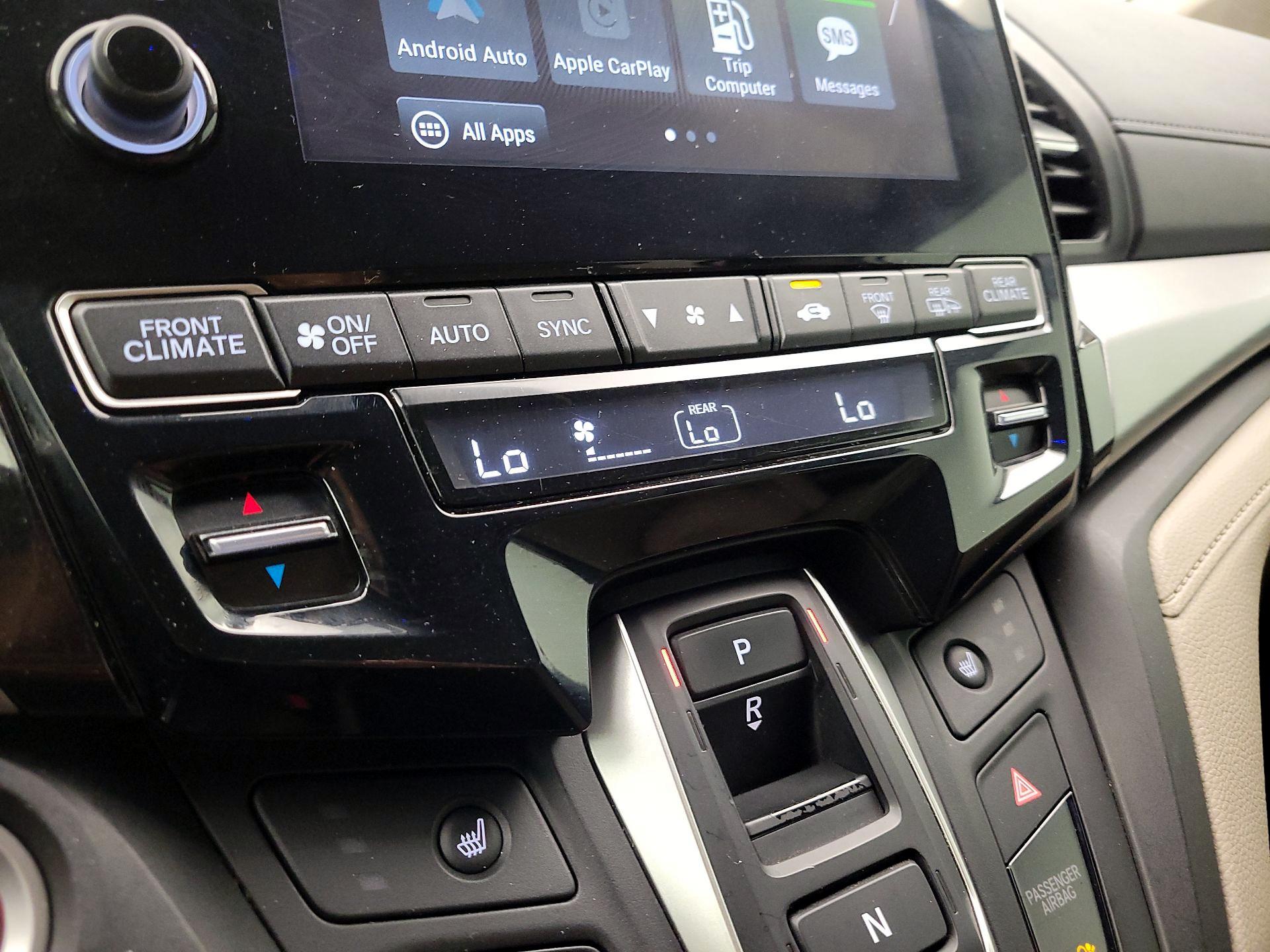 Thumbnail: 2022 Honda Odyssey - 16