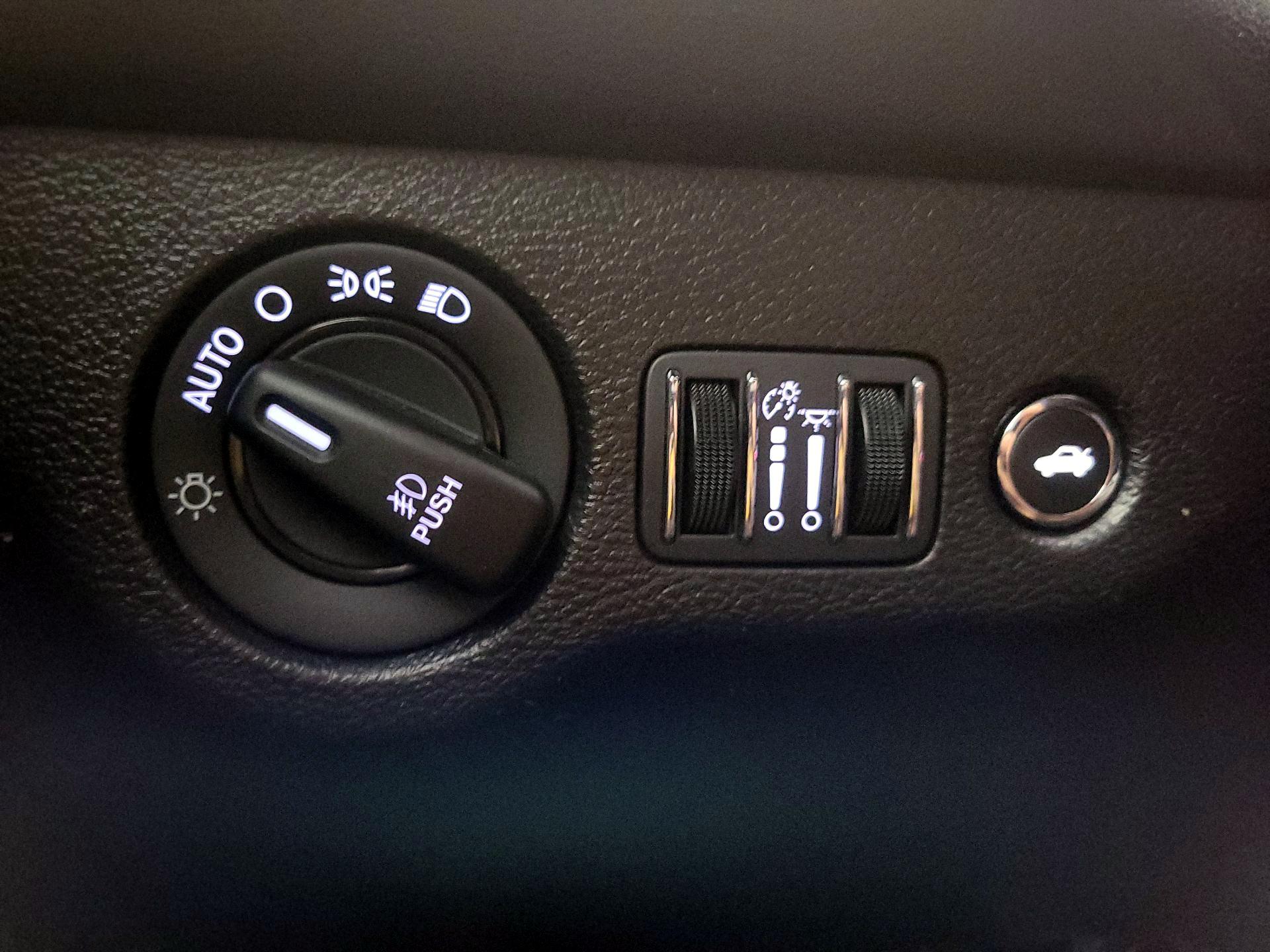 Thumbnail: 2020 Dodge Challenger - 13