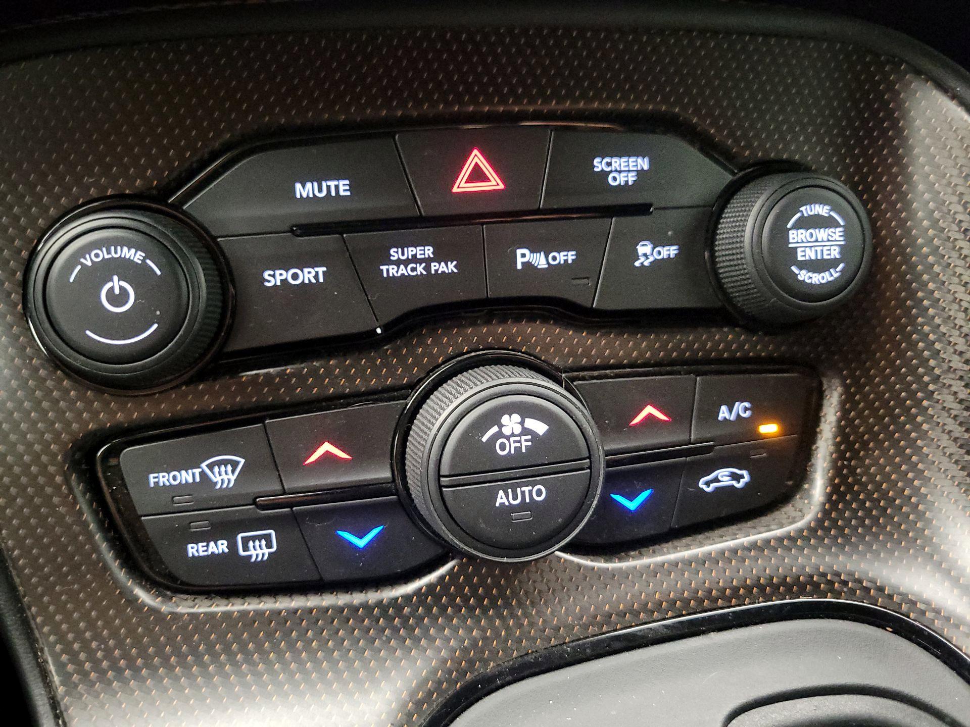 Thumbnail: 2020 Dodge Challenger - 16