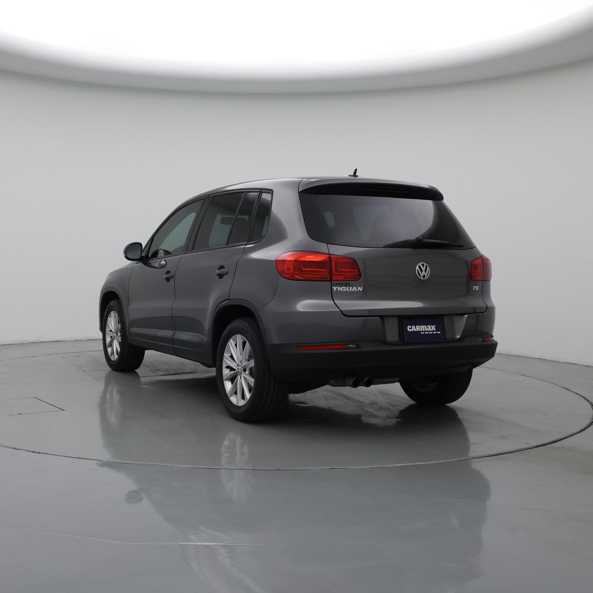 Thumbnail: 2017 Volkswagen Tiguan - 2