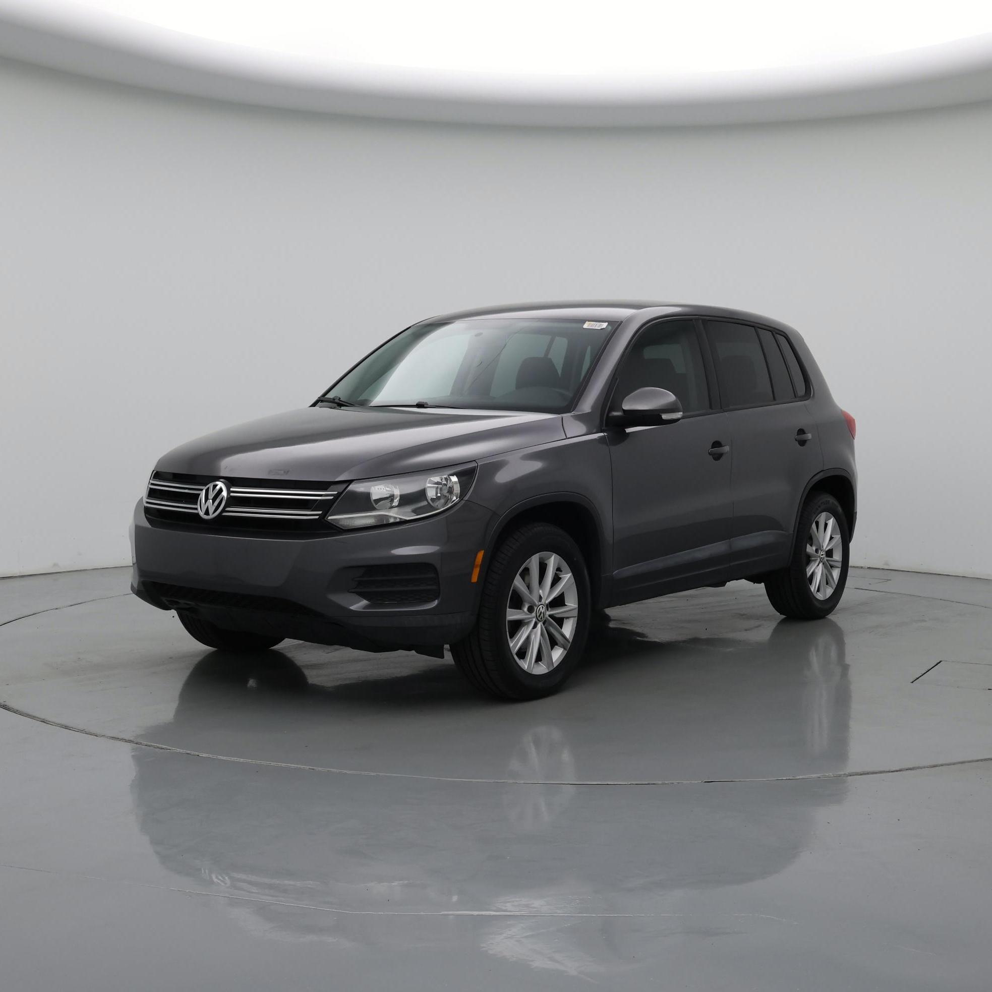Thumbnail: 2017 Volkswagen Tiguan - 4
