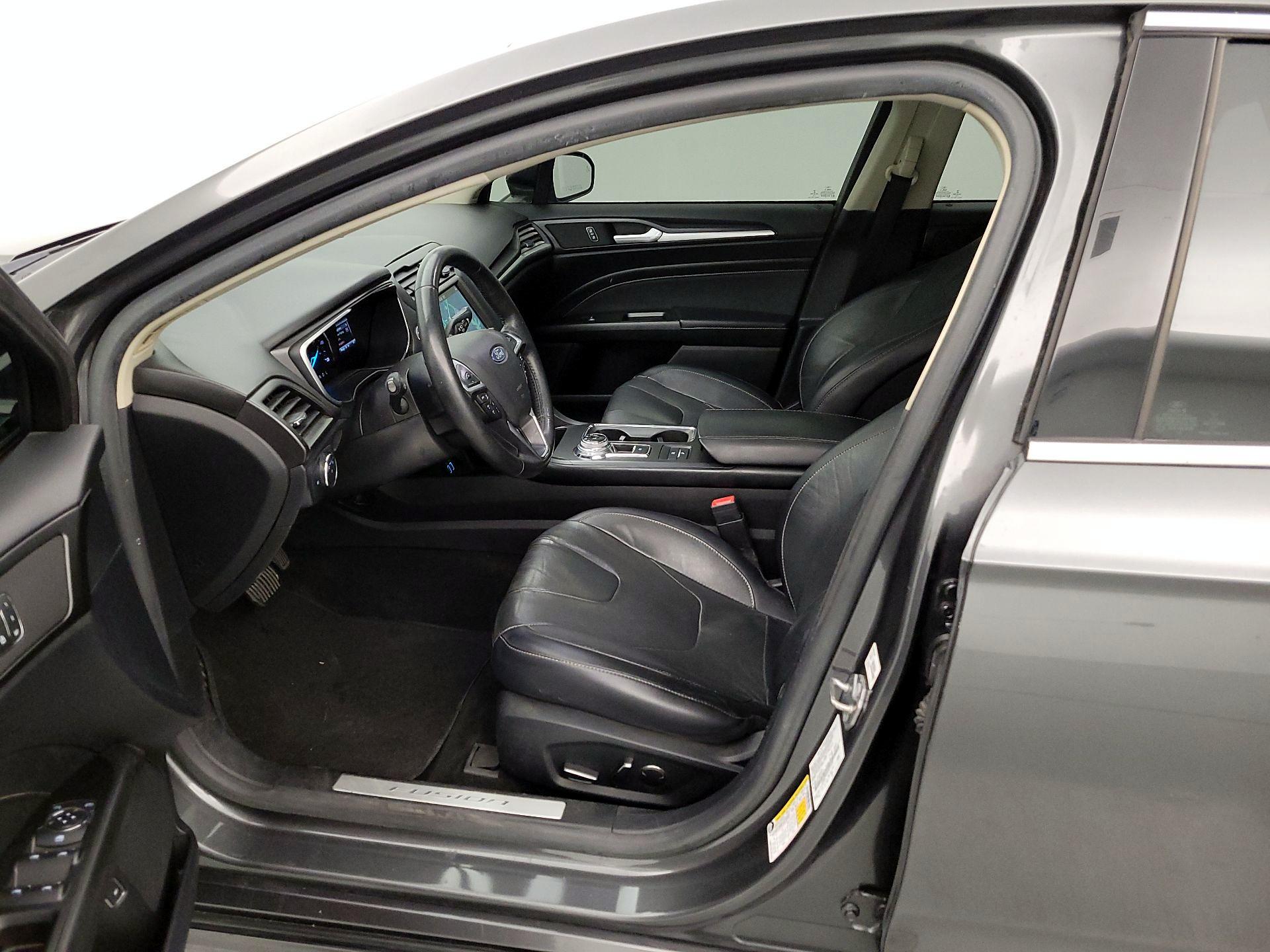 Thumbnail: 2019 Ford Fusion - 11