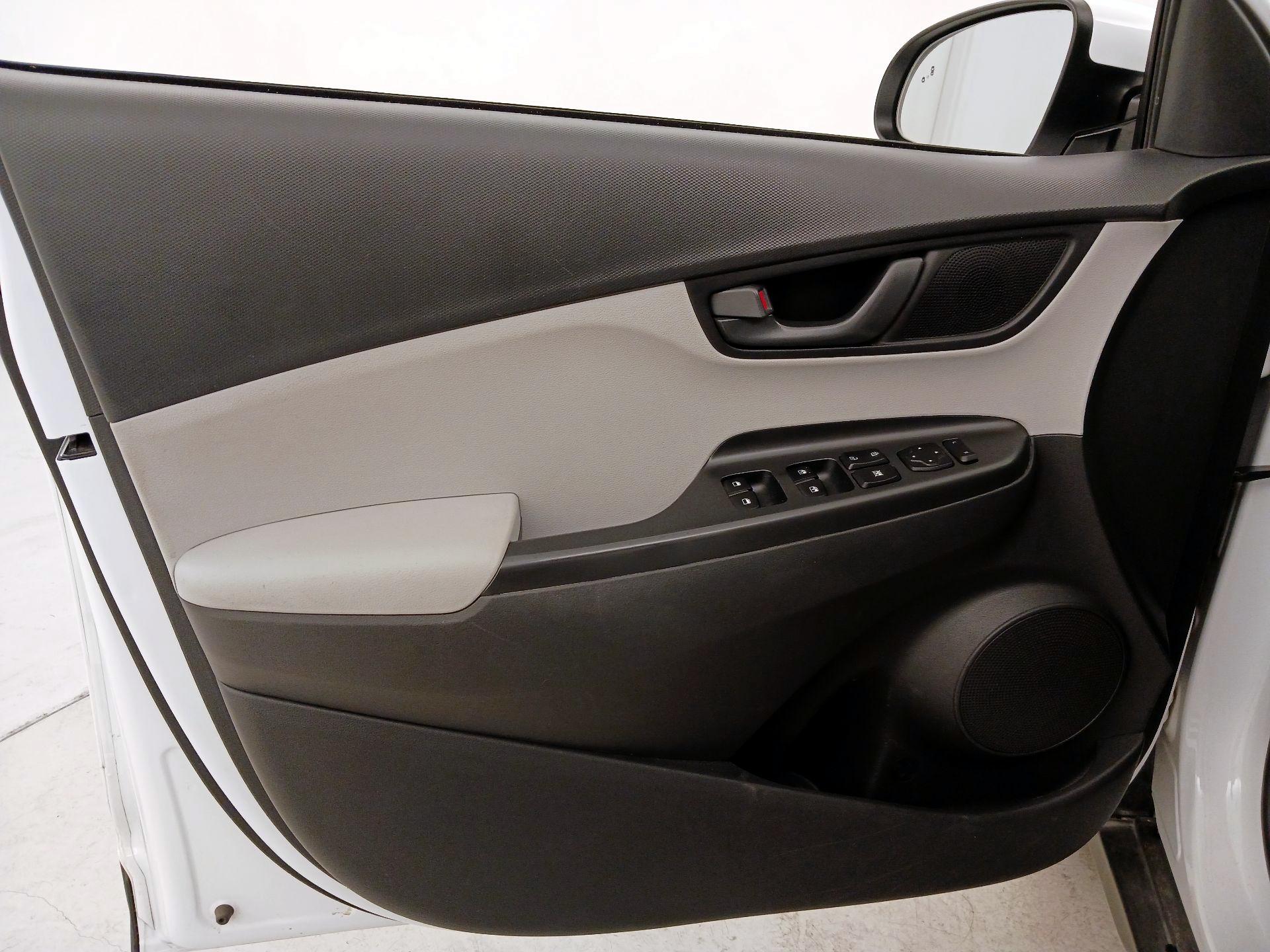 Thumbnail: 2023 Hyundai Kona - 12