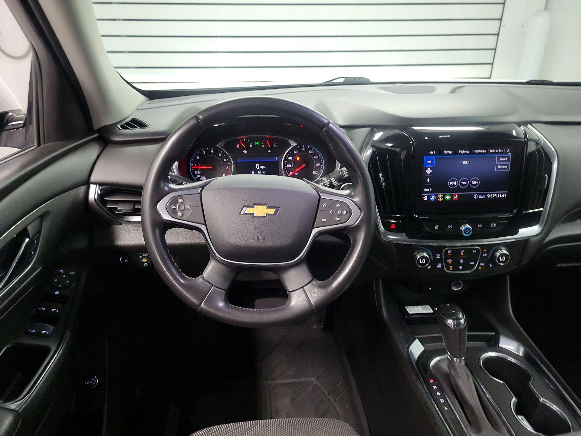Thumbnail: 2020 Chevrolet Traverse - 10