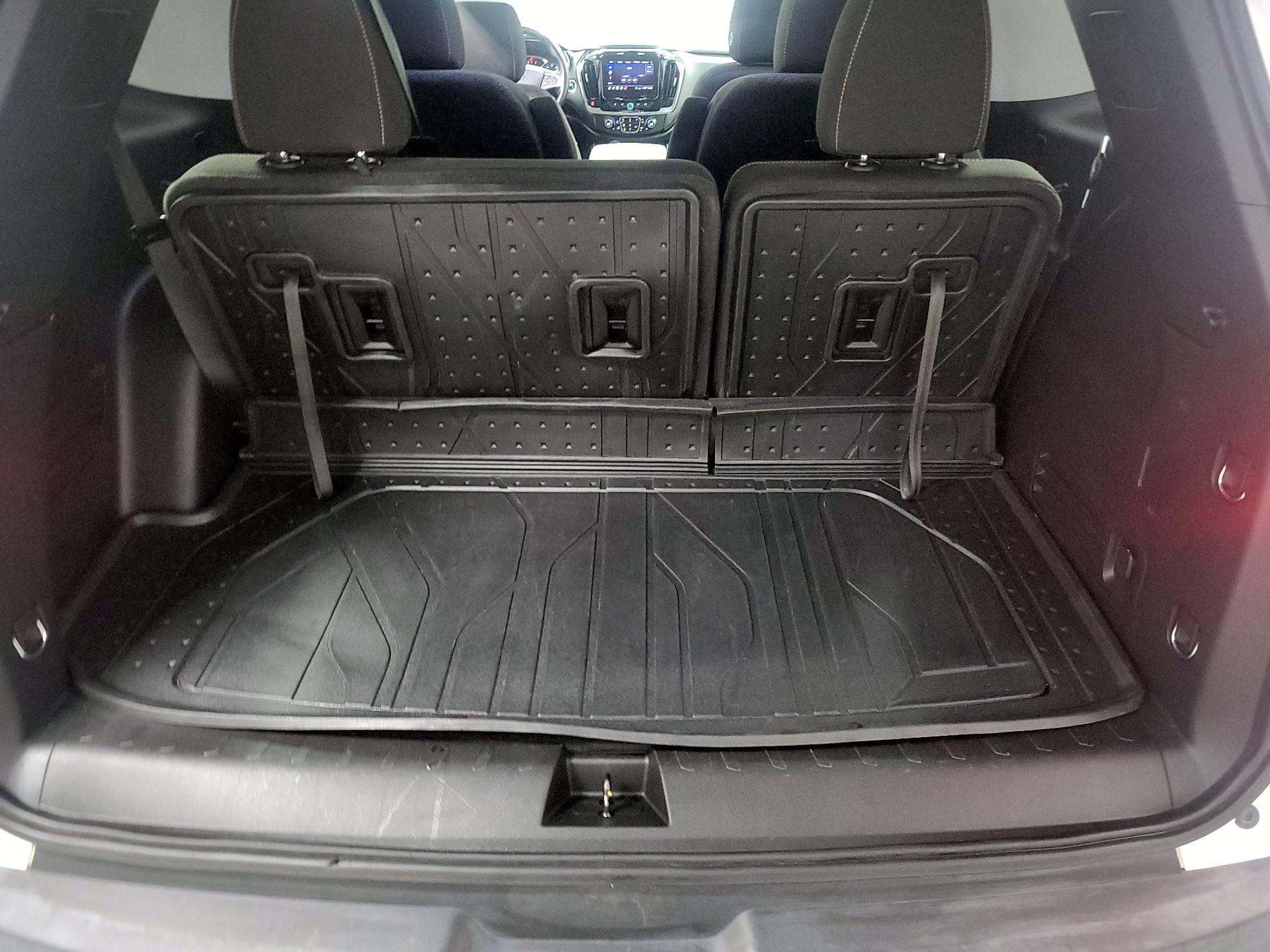 Thumbnail: 2020 Chevrolet Traverse - 18