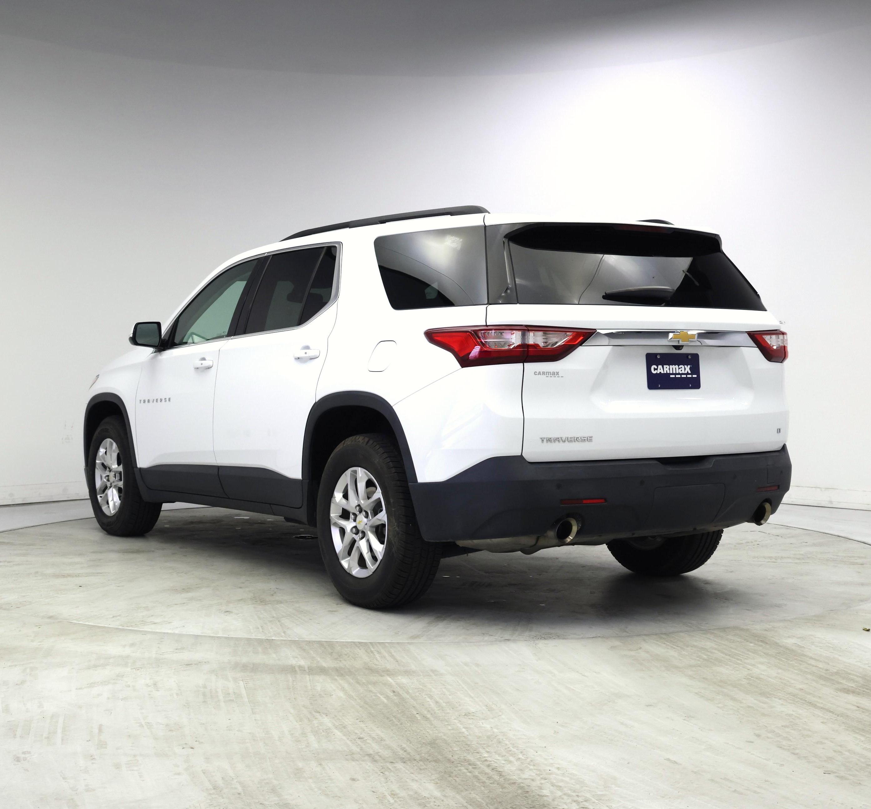 Thumbnail: 2020 Chevrolet Traverse - 2