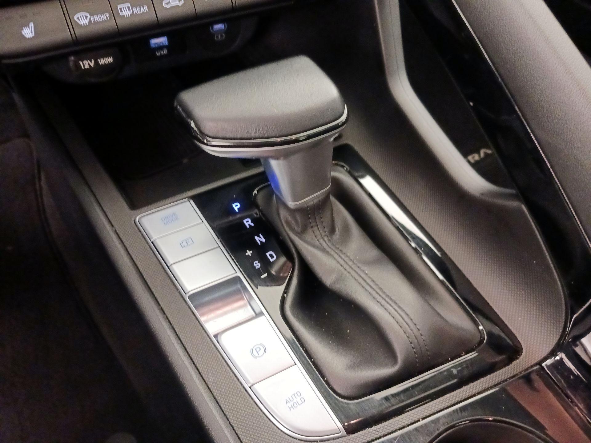 Thumbnail: 2025 Hyundai Elantra - 18