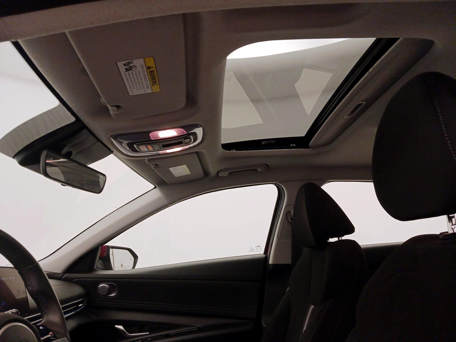 Thumbnail: 2025 Hyundai Elantra - 20