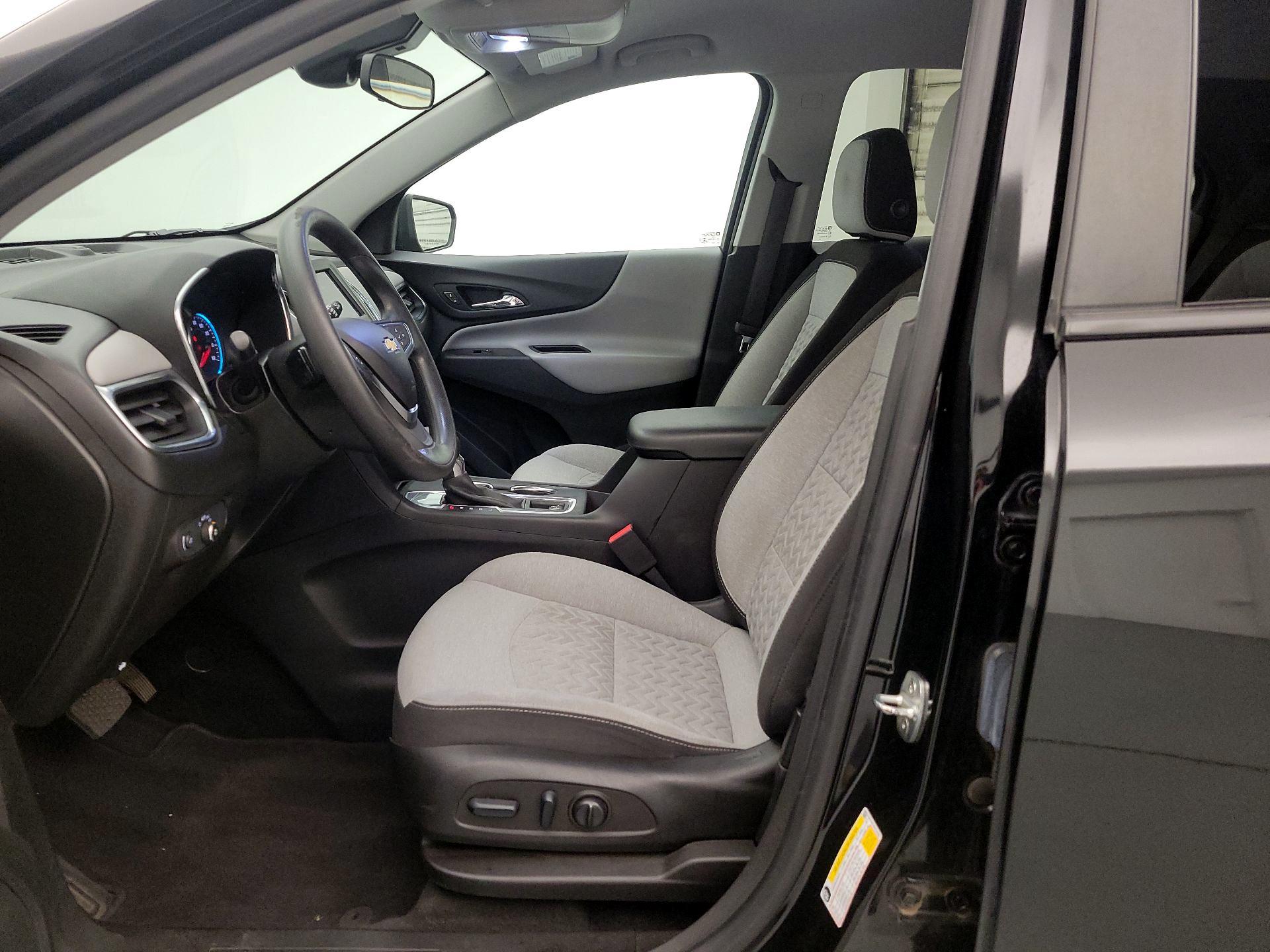 Thumbnail: 2022 Chevrolet Equinox - 11