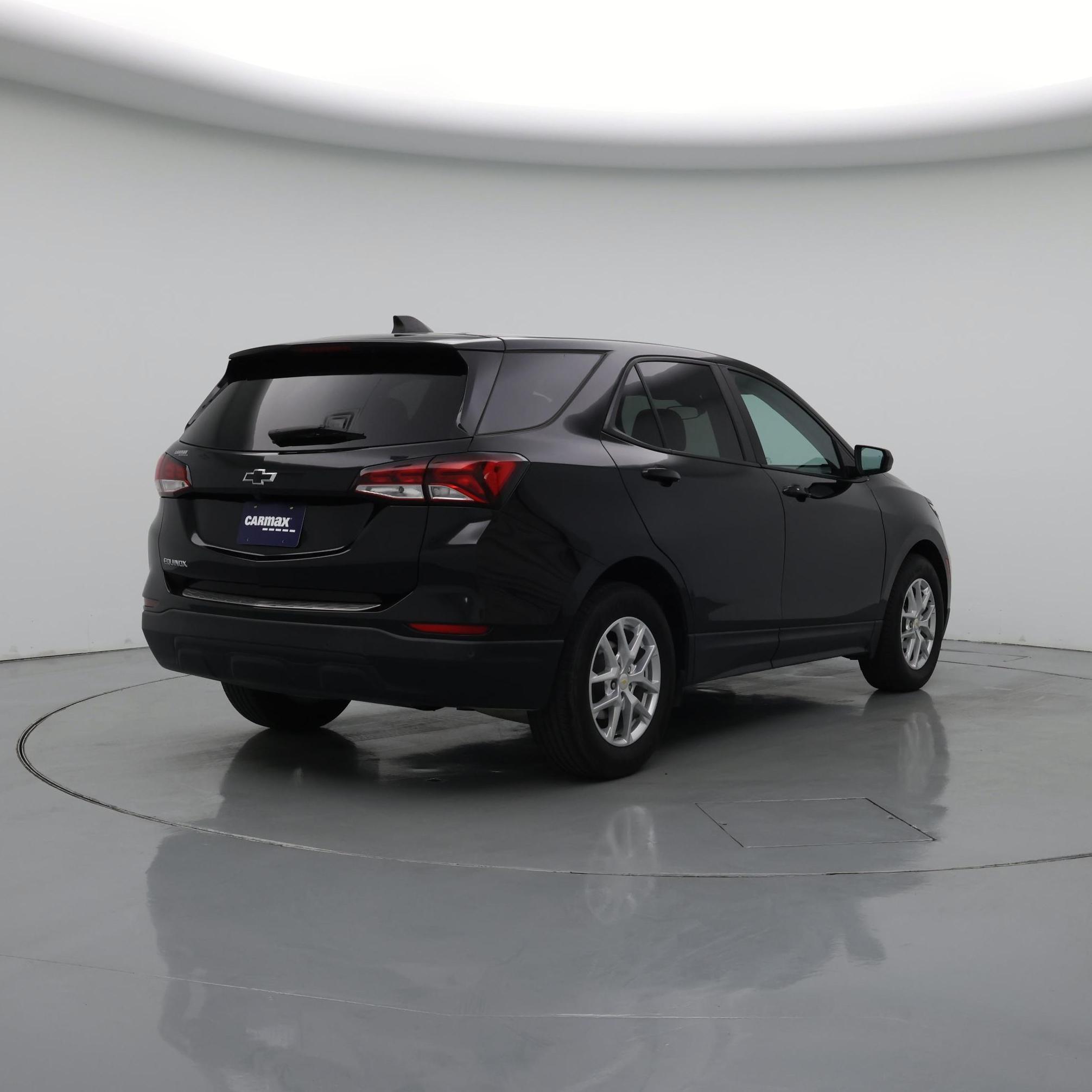 Thumbnail: 2022 Chevrolet Equinox - 8