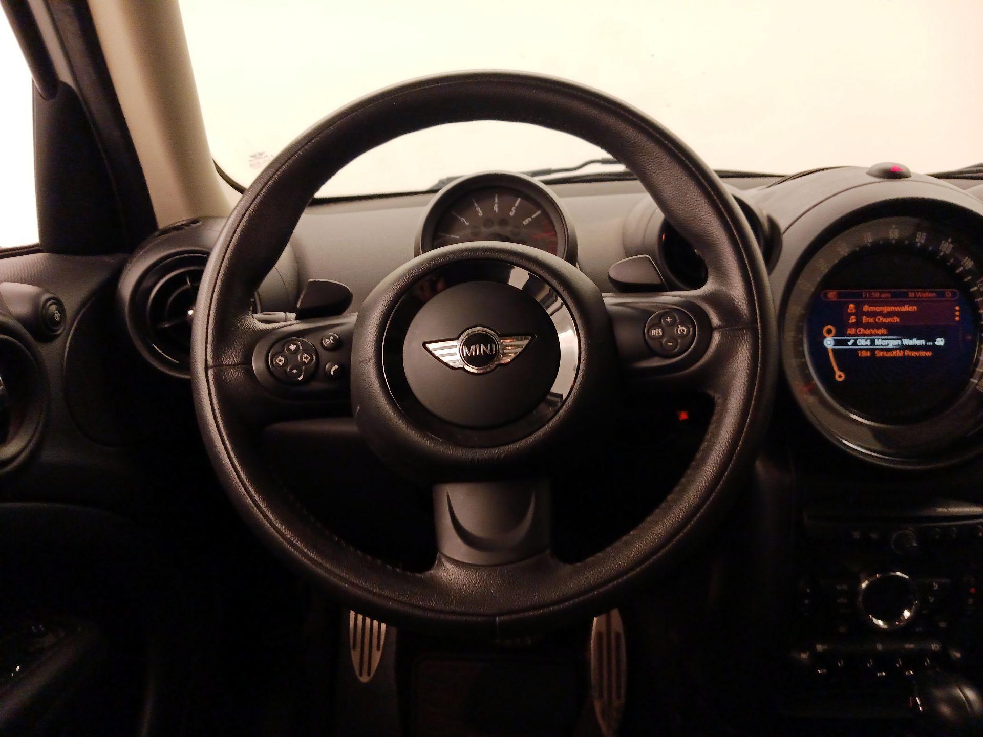 Thumbnail: 2015 MINI Cooper Countryman - 10