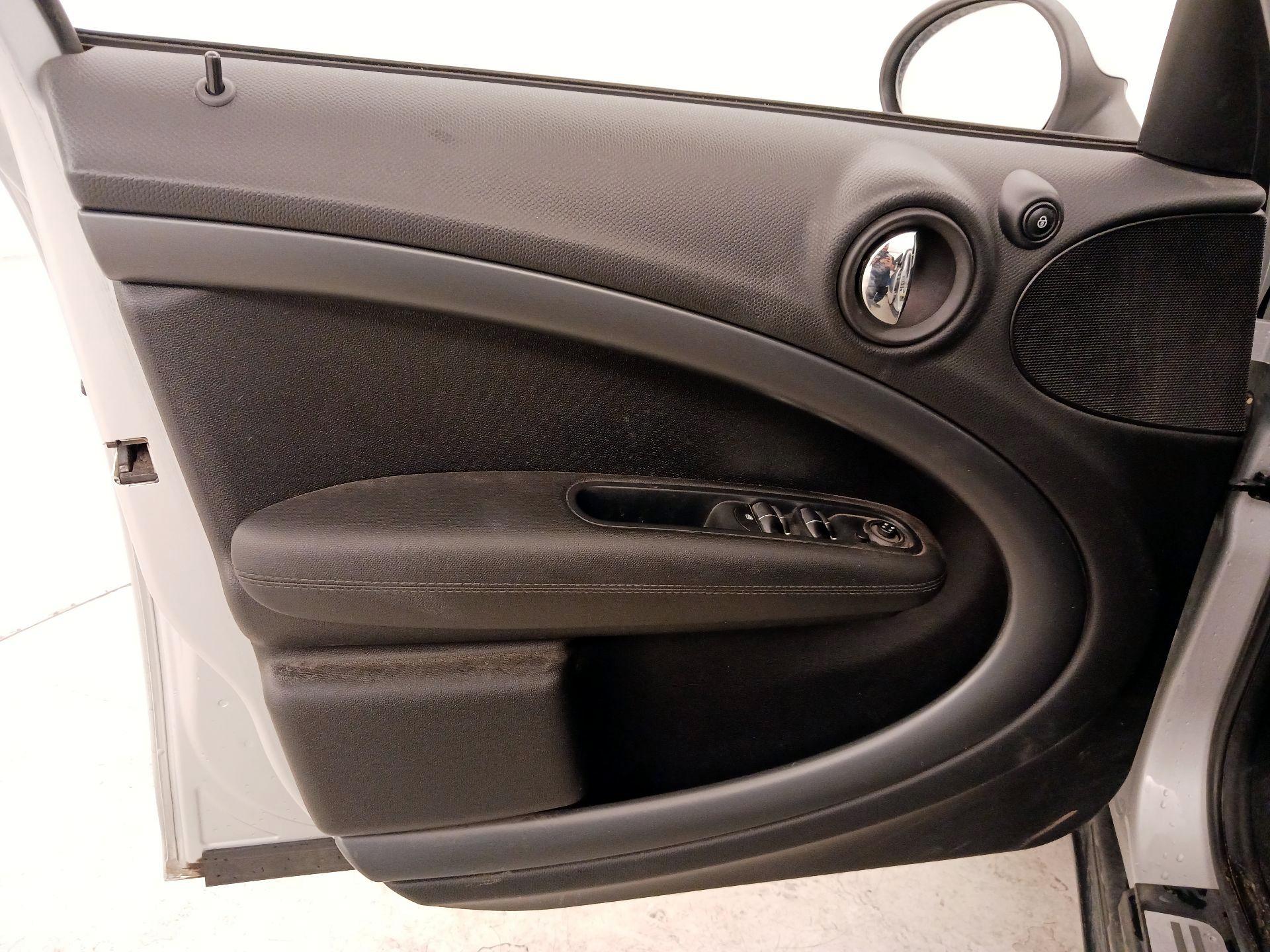 Thumbnail: 2015 MINI Cooper Countryman - 12