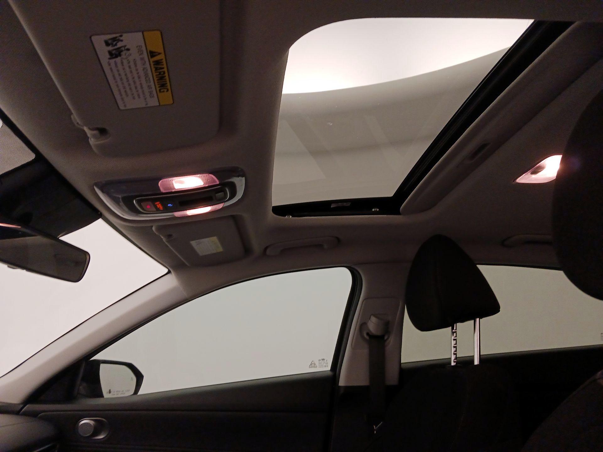 Thumbnail: 2025 Hyundai Elantra - 20