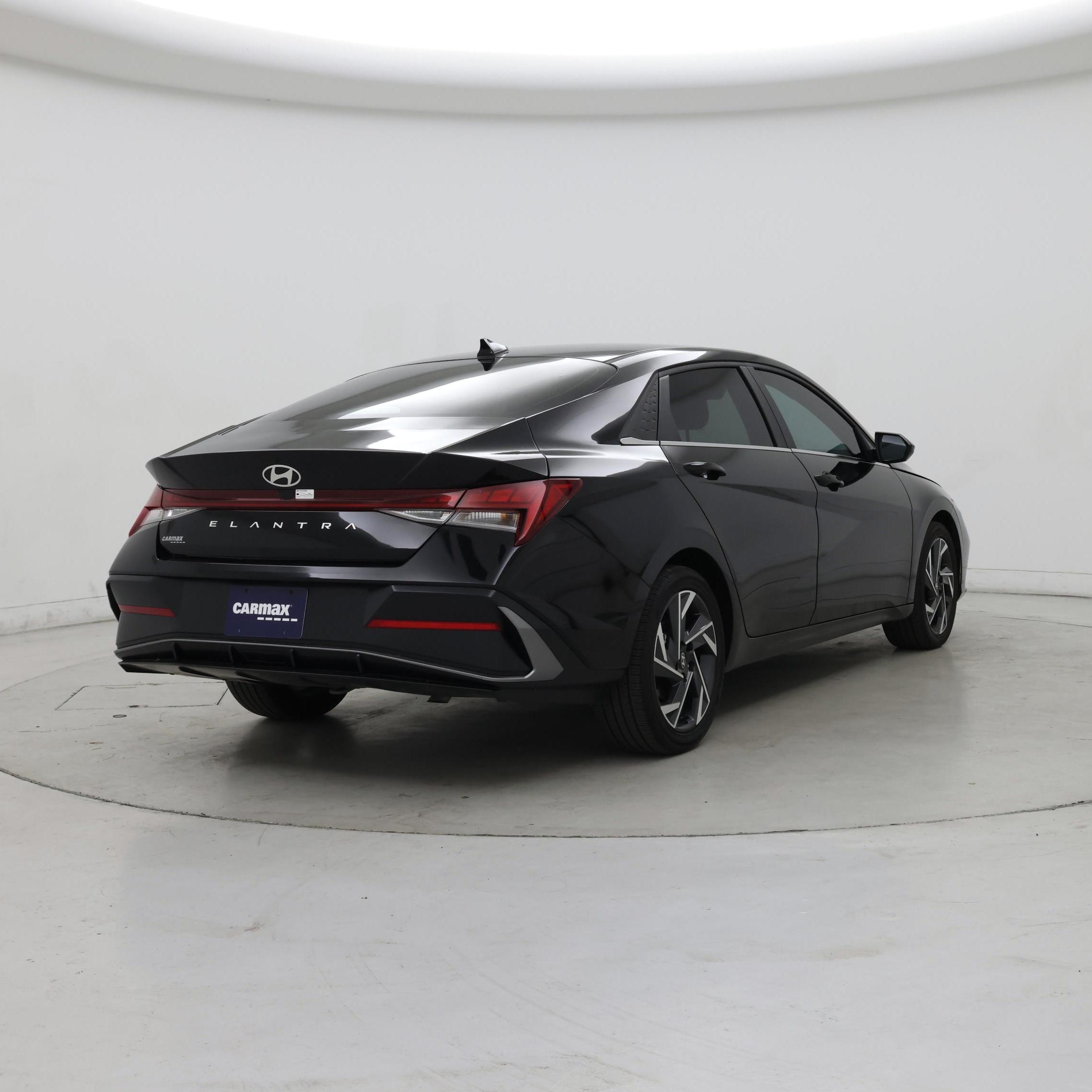 Thumbnail: 2025 Hyundai Elantra - 8