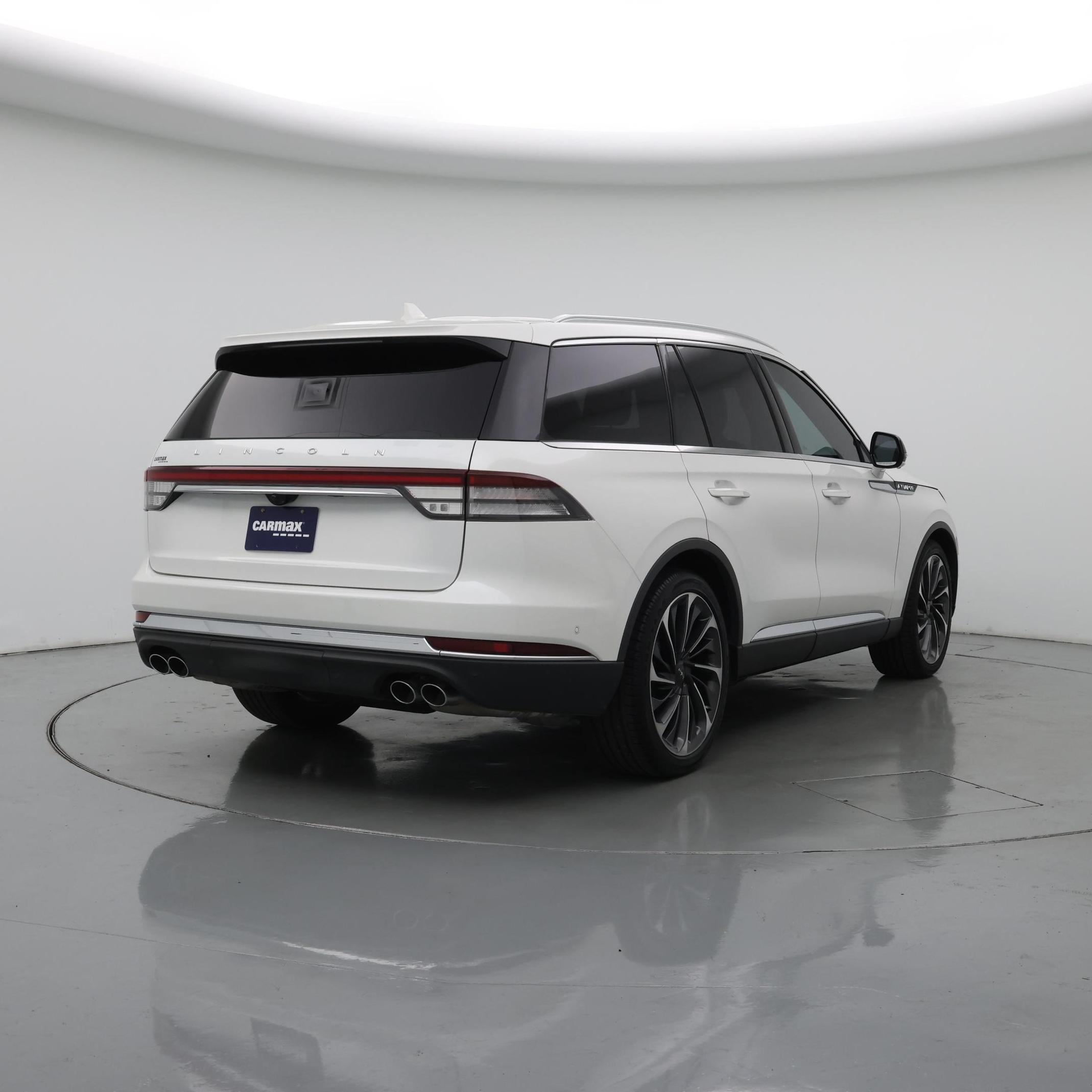 Thumbnail: 2020 Lincoln Aviator - 8
