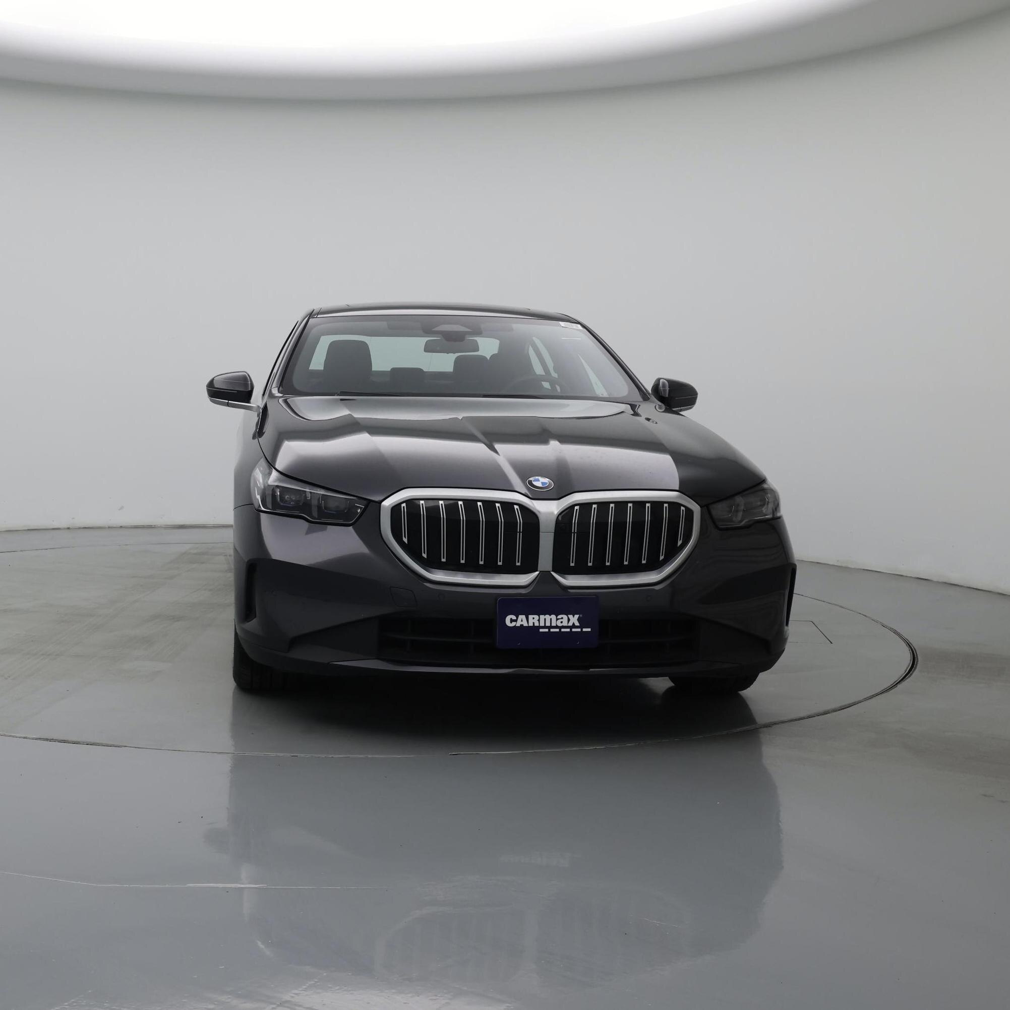 Thumbnail: 2025 BMW 5 Series - 5