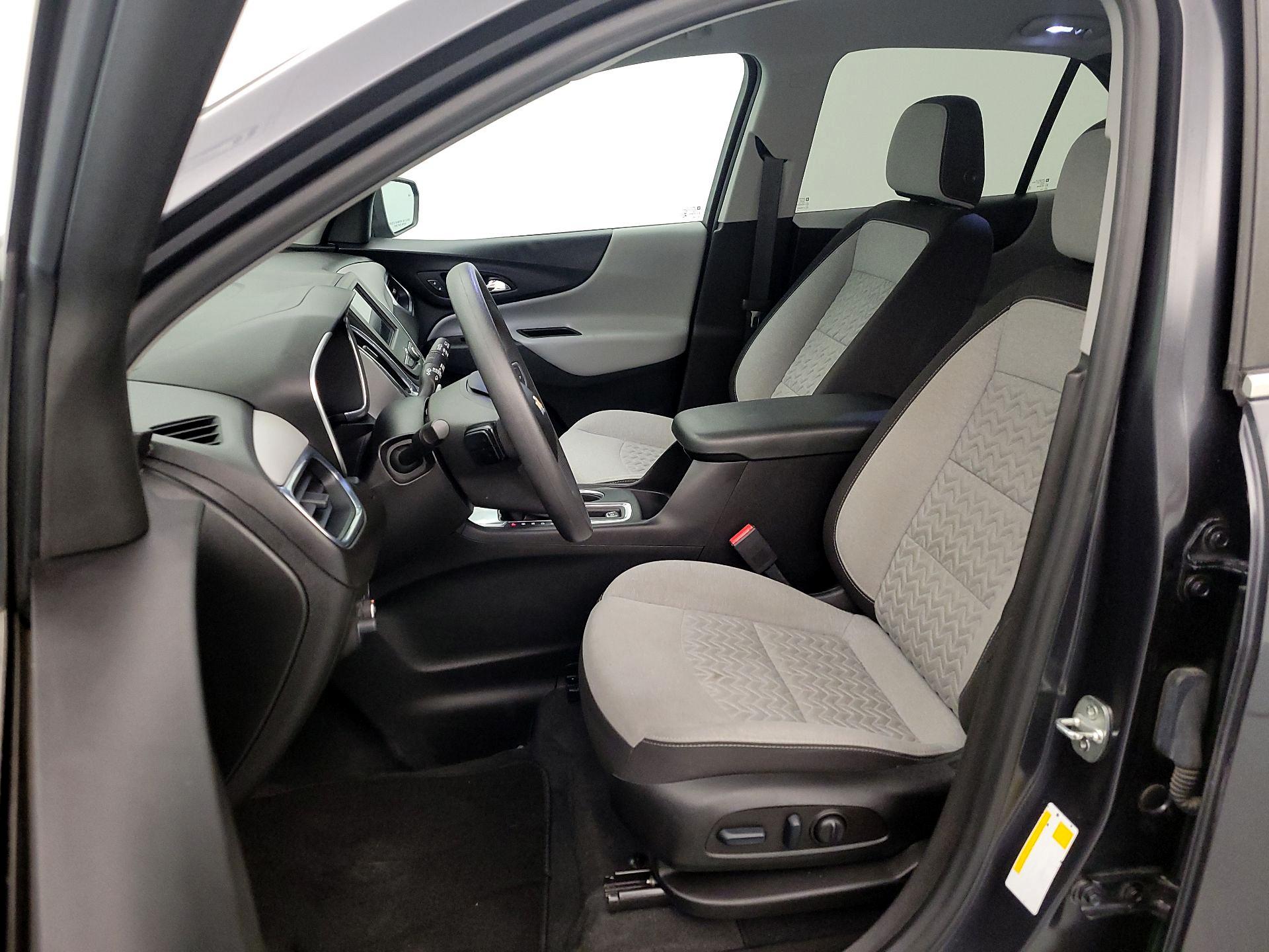 Thumbnail: 2022 Chevrolet Equinox - 11