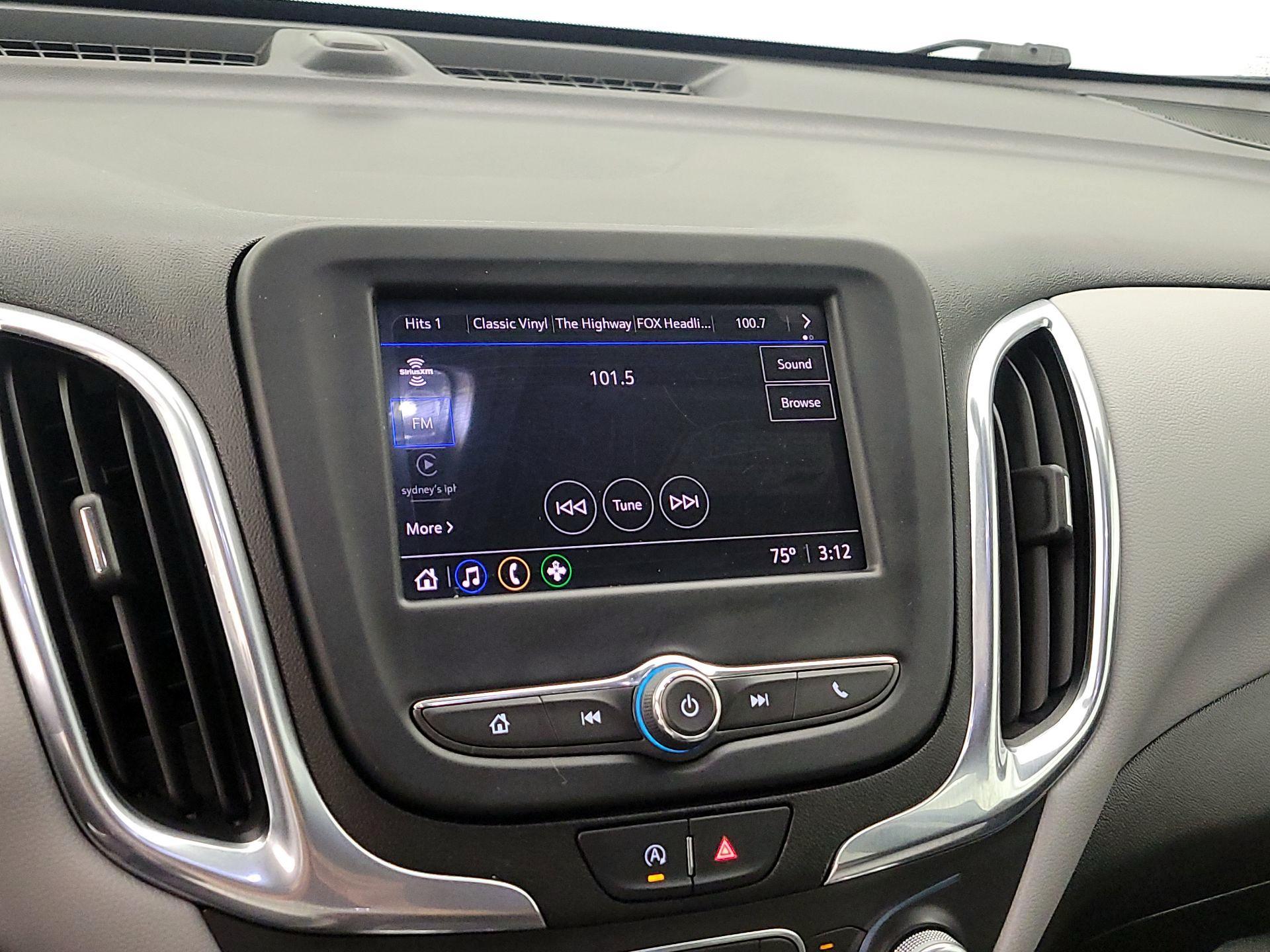 Thumbnail: 2022 Chevrolet Equinox - 15