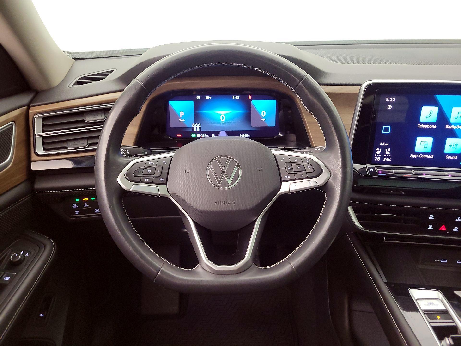 Thumbnail: 2024 Volkswagen Atlas - 10