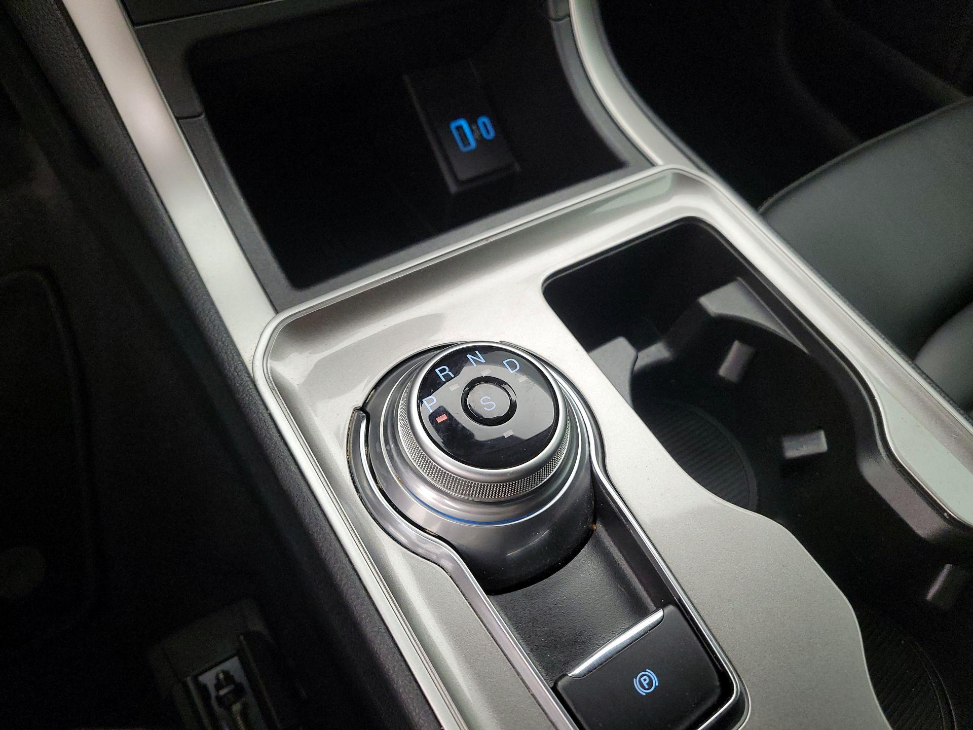 Thumbnail: 2023 Ford Edge - 18