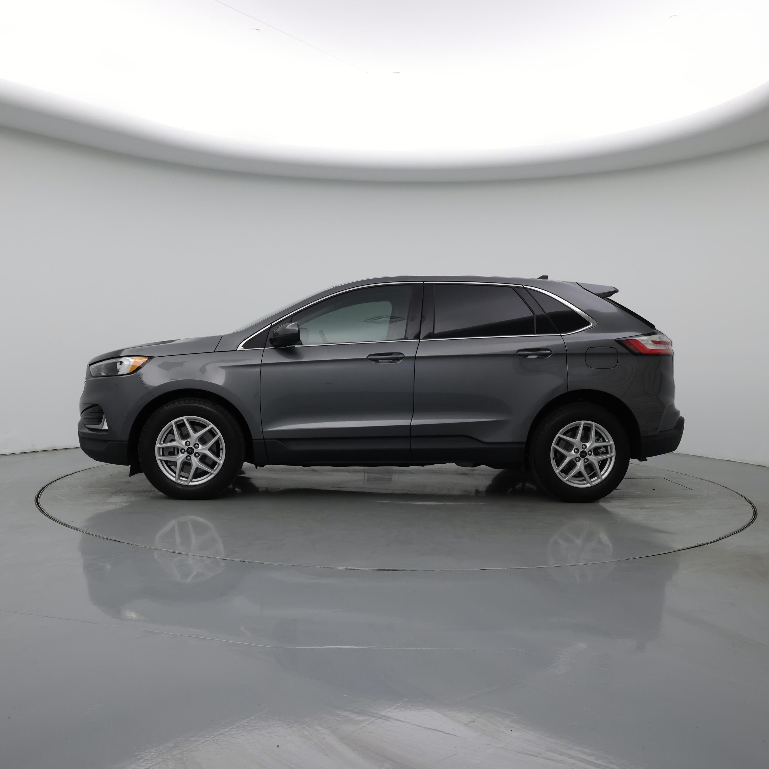 Thumbnail: 2023 Ford Edge - 3