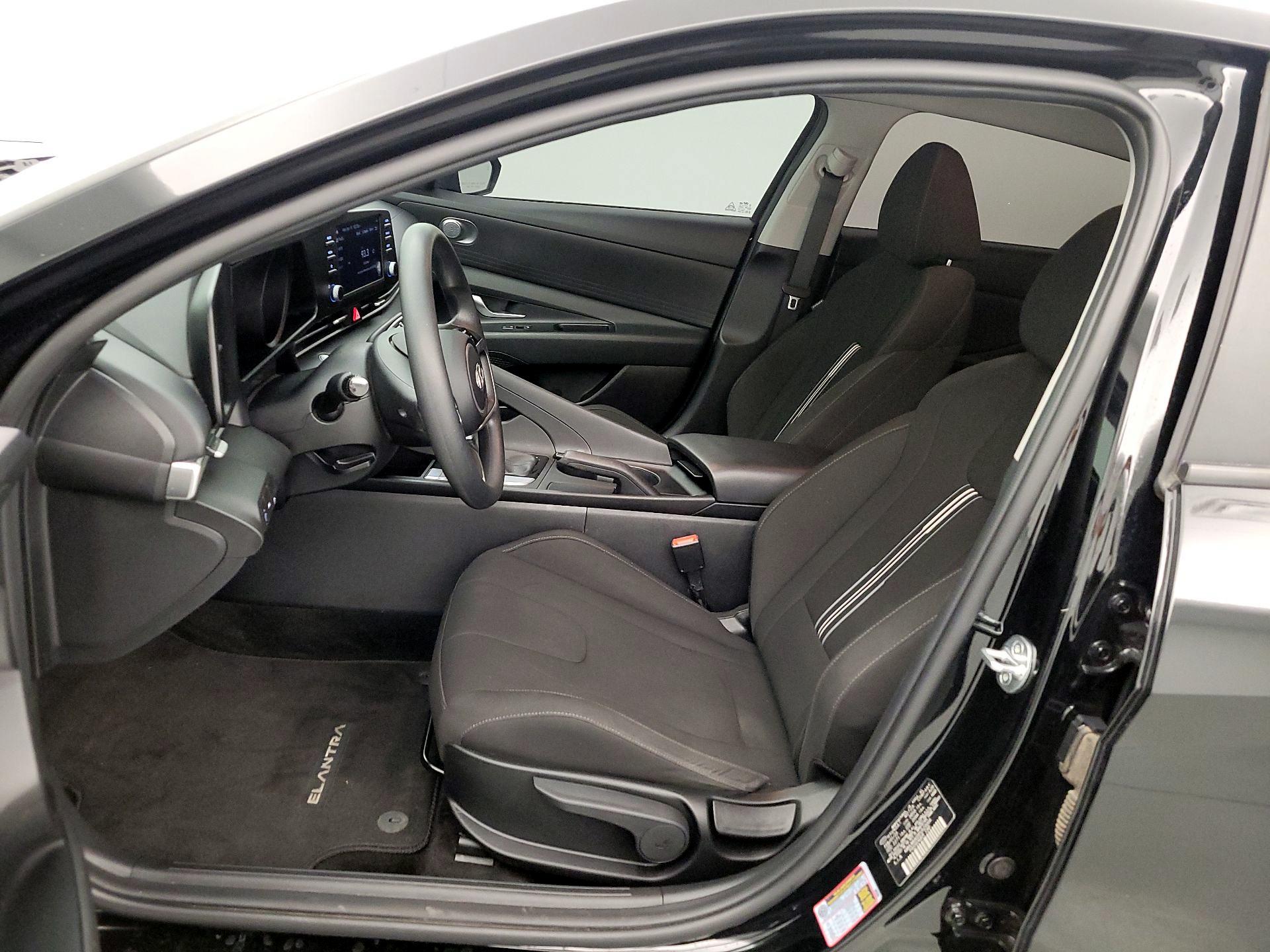 Thumbnail: 2023 Hyundai Elantra - 11