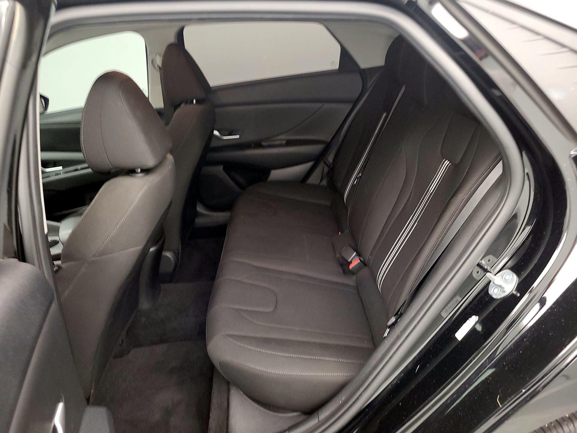 Thumbnail: 2023 Hyundai Elantra - 19