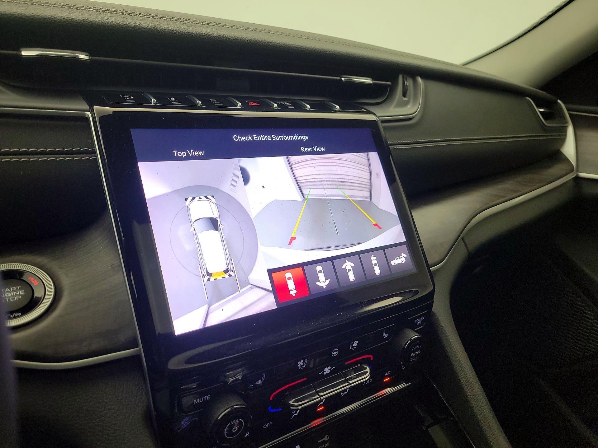 Thumbnail: 2023 Jeep Grand Cherokee L - 15