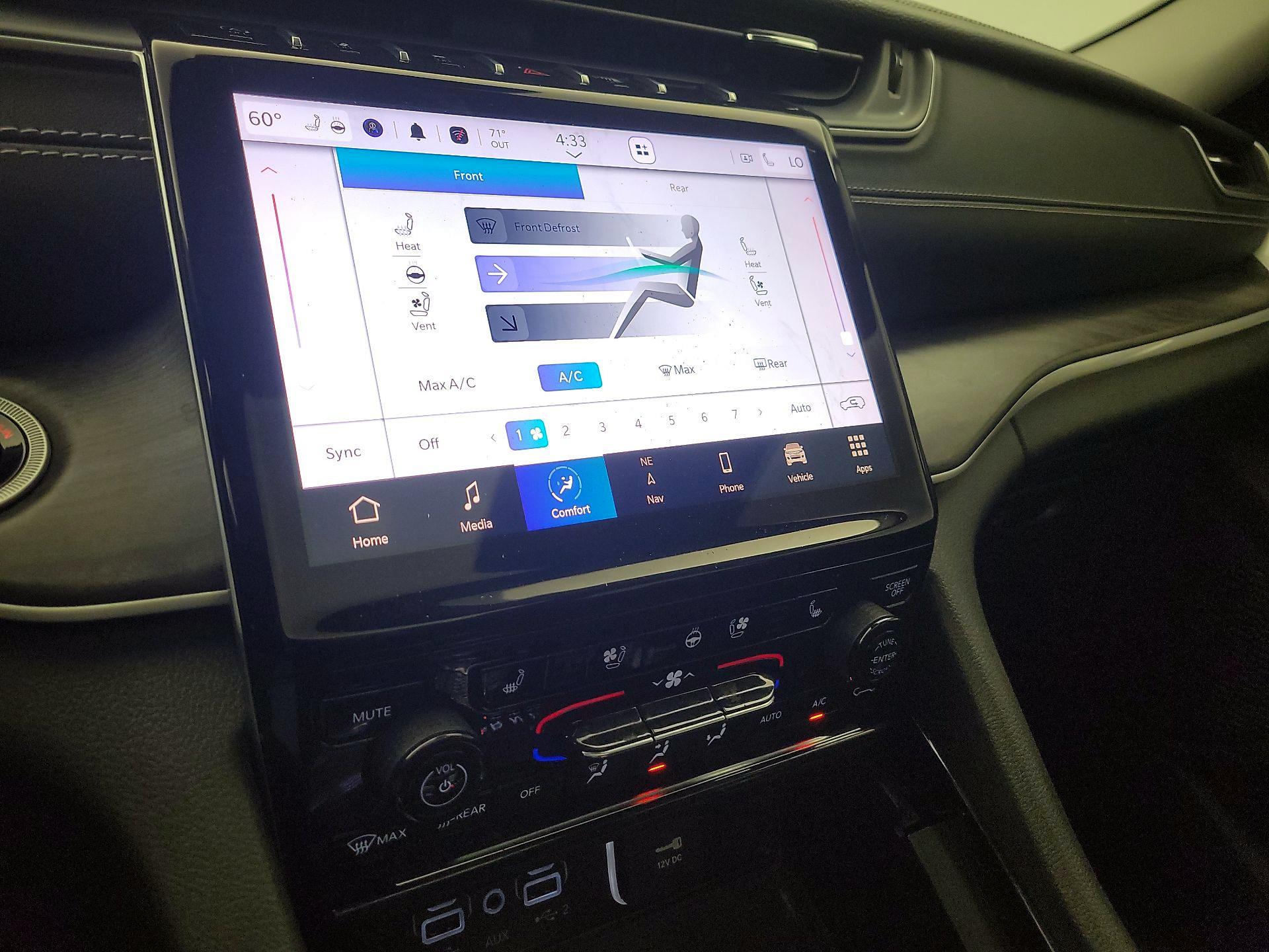 Thumbnail: 2023 Jeep Grand Cherokee L - 17