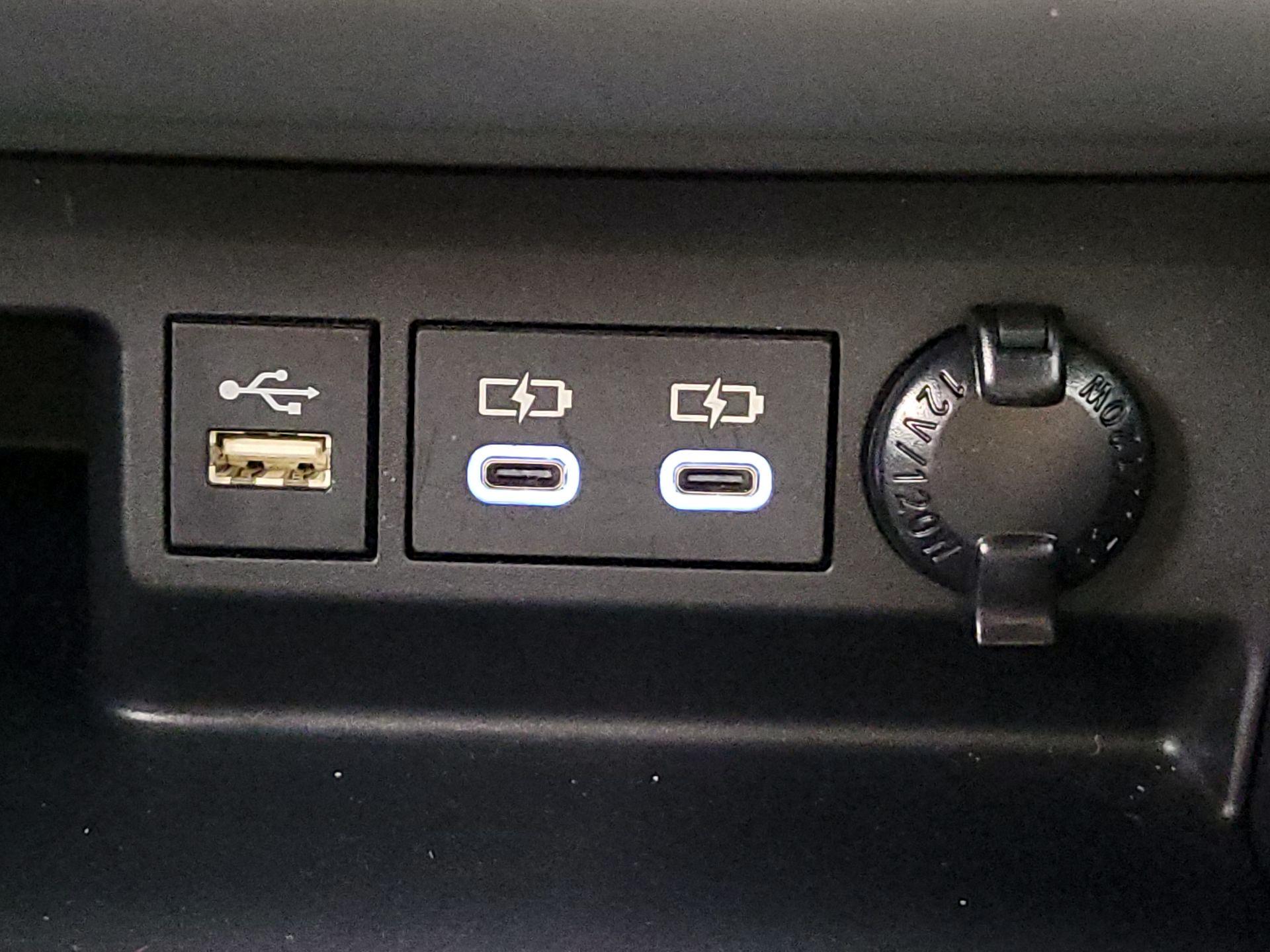 Thumbnail: 2023 Toyota Highlander - 19