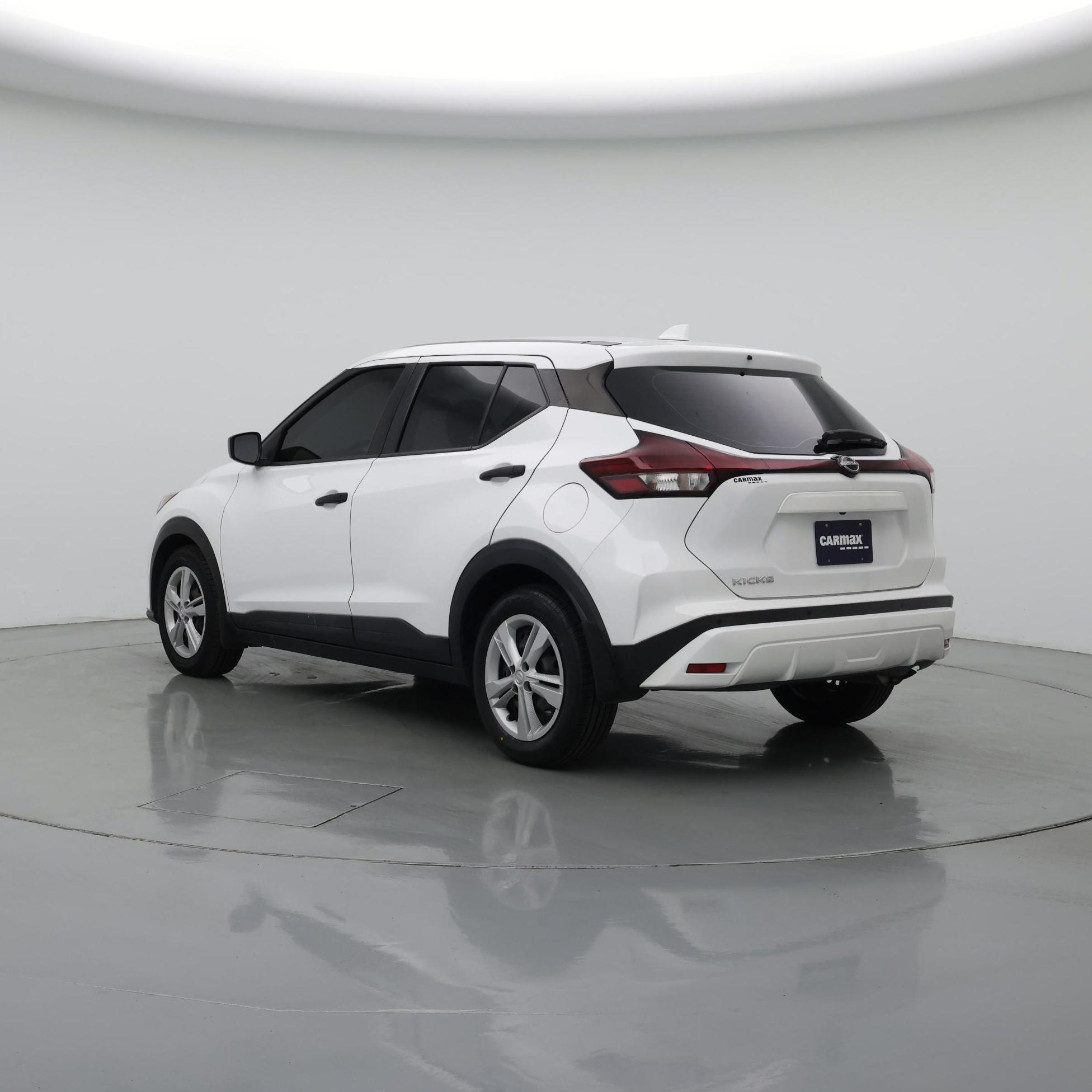 Thumbnail: 2022 Nissan Kicks - 2