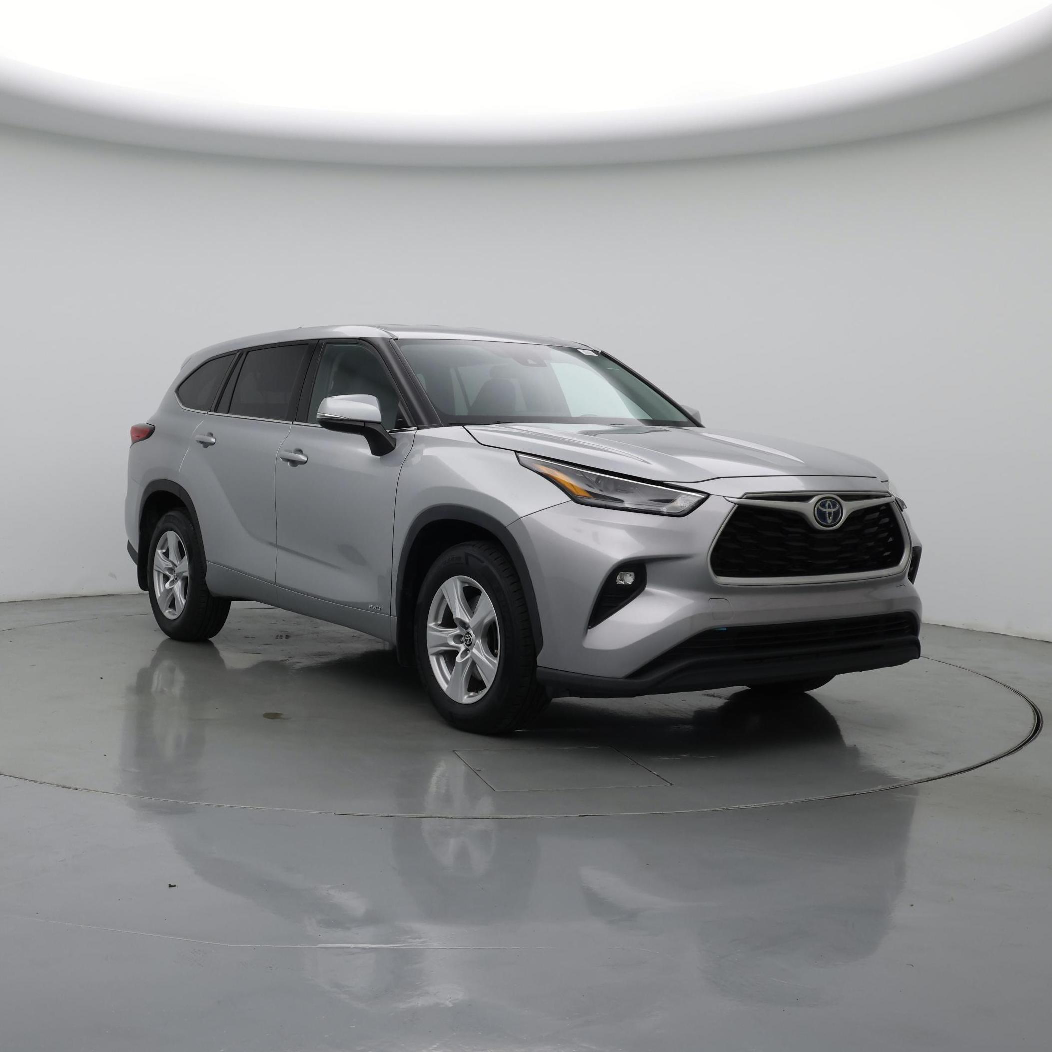 Silver 2022 Toyota Highlander Hybrid SUV / Crossover All-Wheel Drive Automatic
