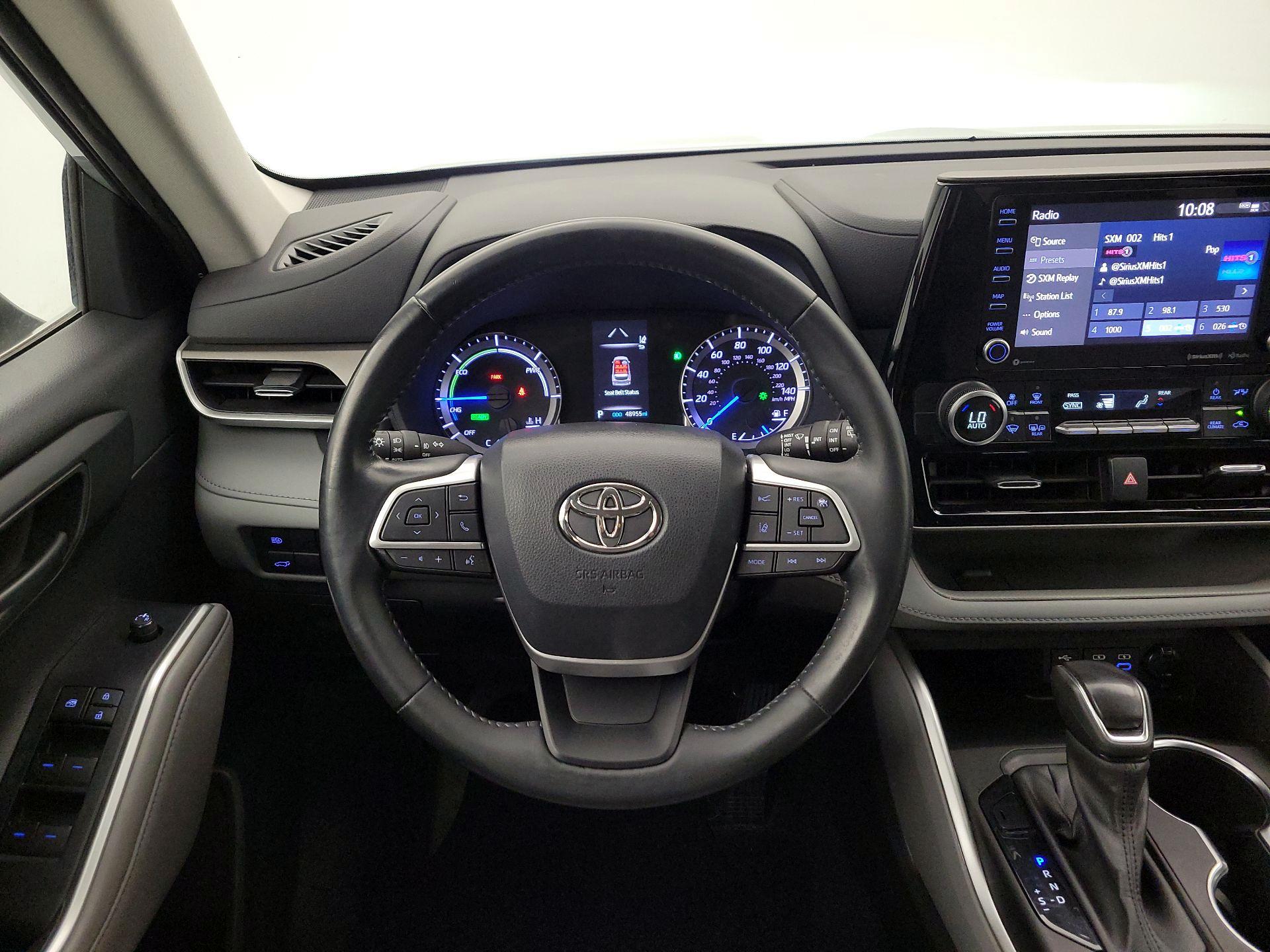 Thumbnail: 2022 Toyota Highlander - 10