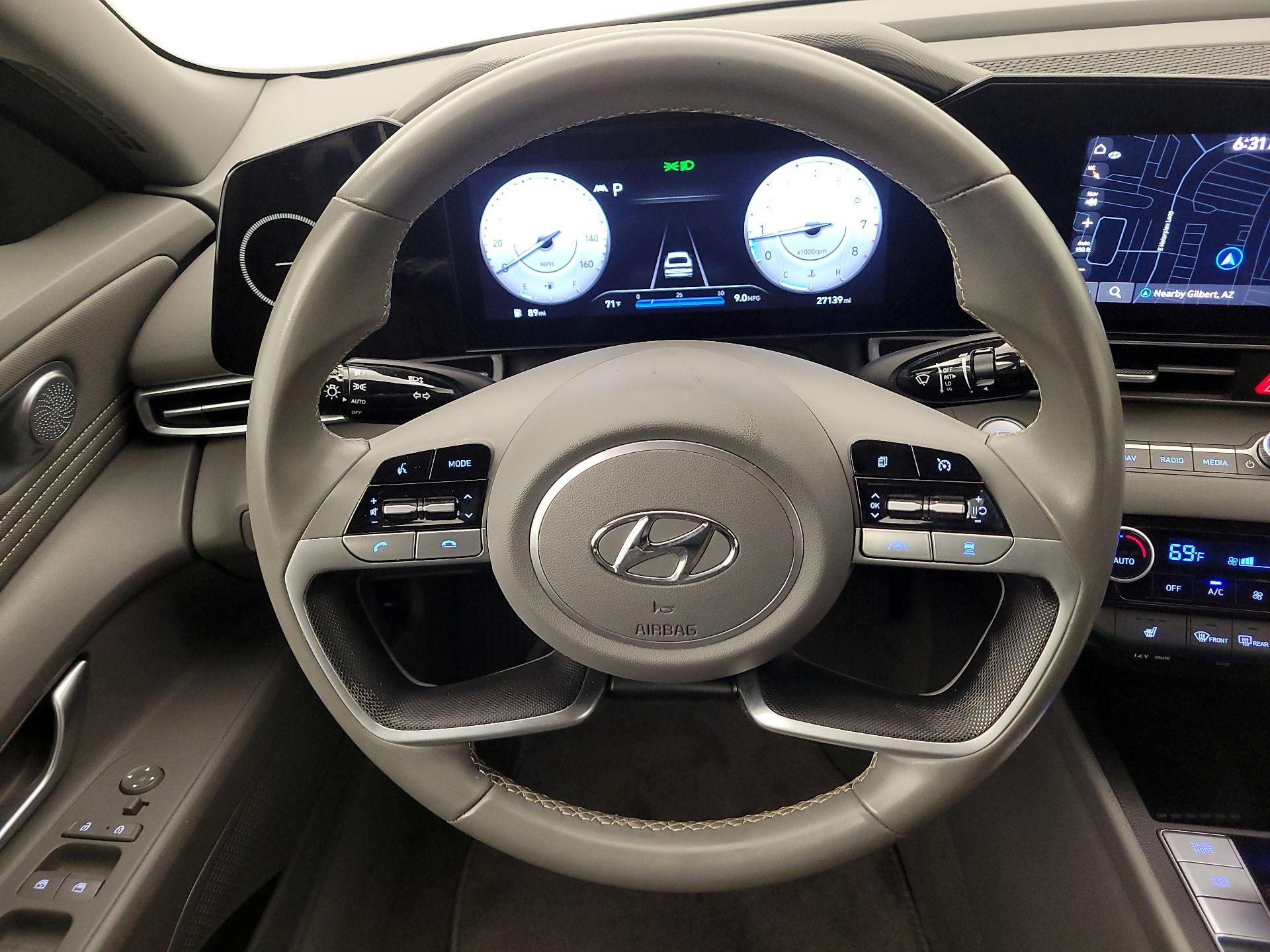 Thumbnail: 2023 Hyundai Elantra - 10