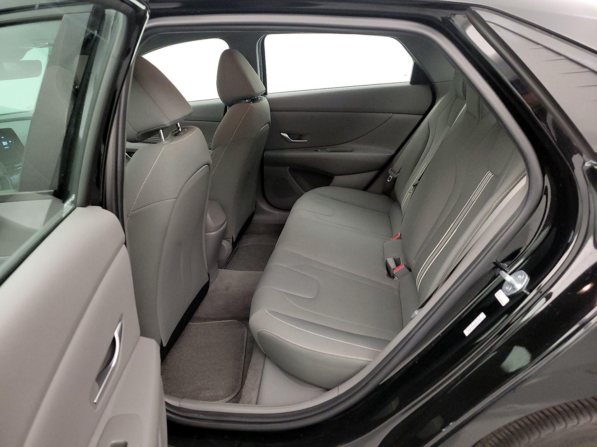 Thumbnail: 2023 Hyundai Elantra - 20